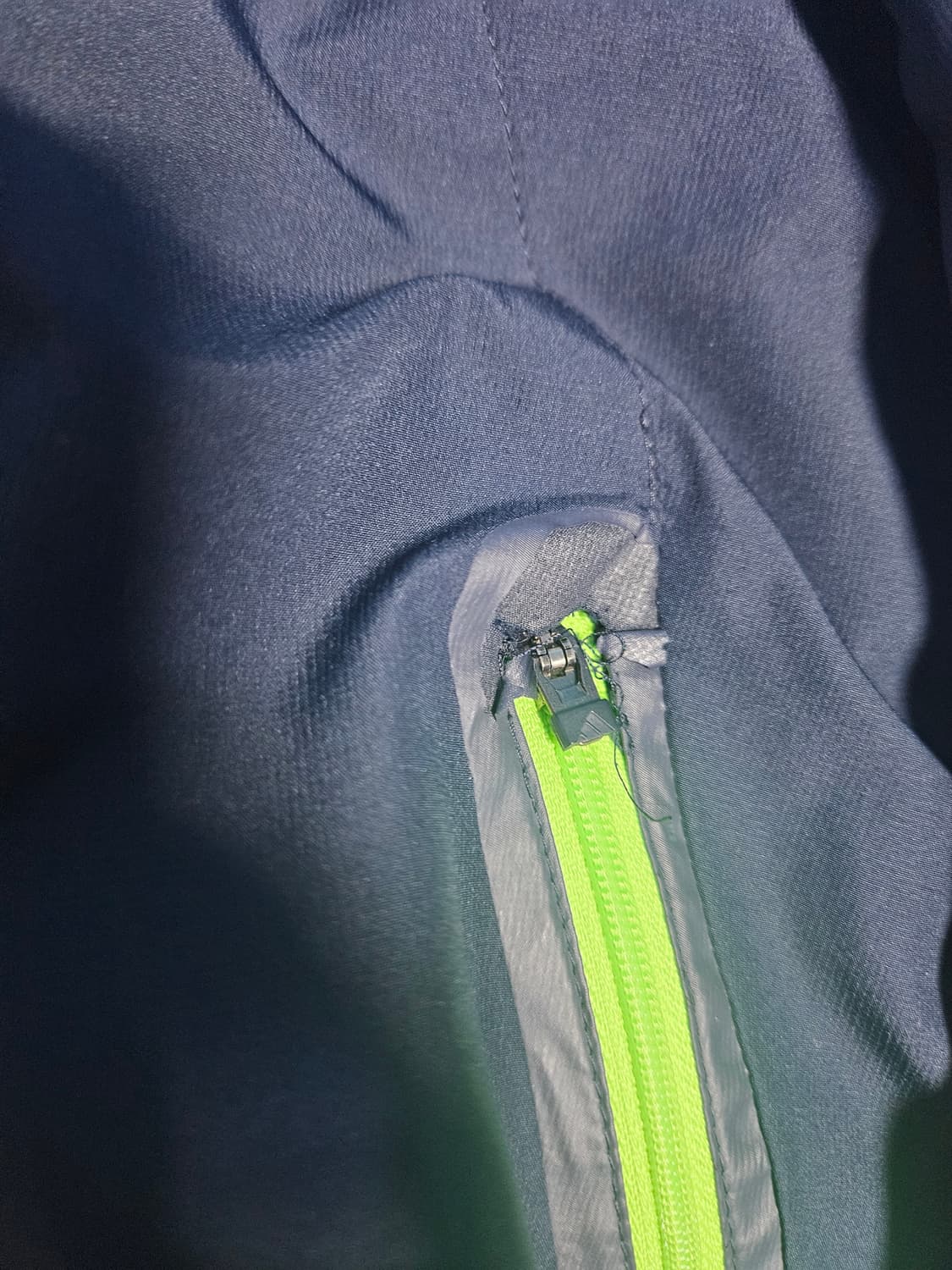 첼시 챔스 바람막이 상품이미지3