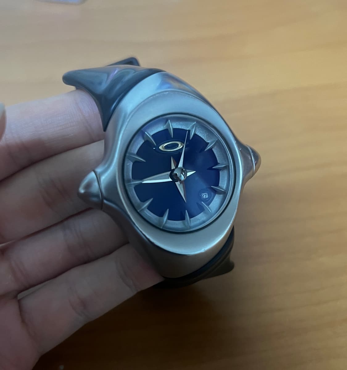 OAKLY 오클리 크러쉬 손목시계 상품이미지2