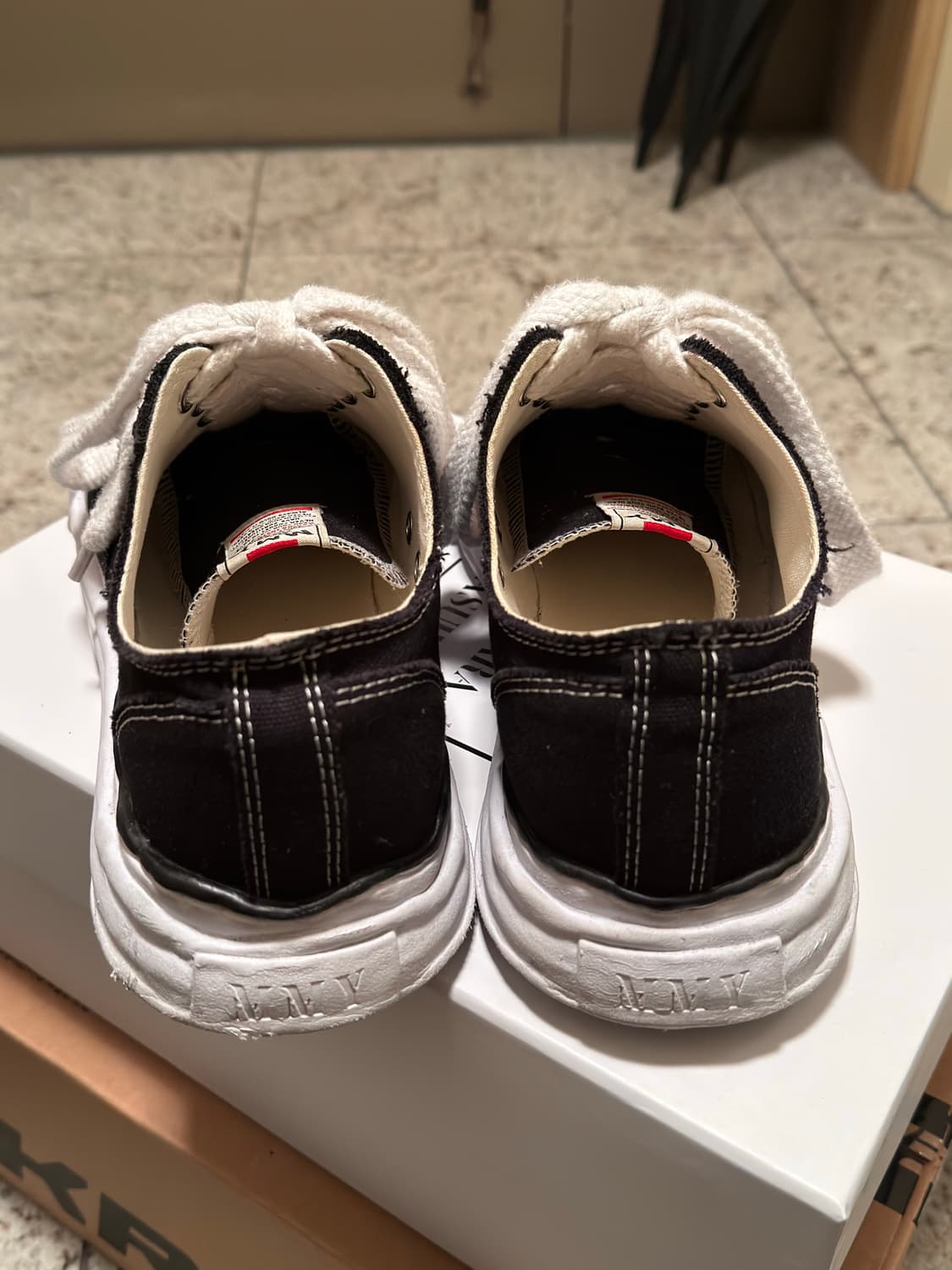 미하라 야스히로 피터슨 OG 솔 캔버스 로우 스니커즈 블랙 상품이미지2