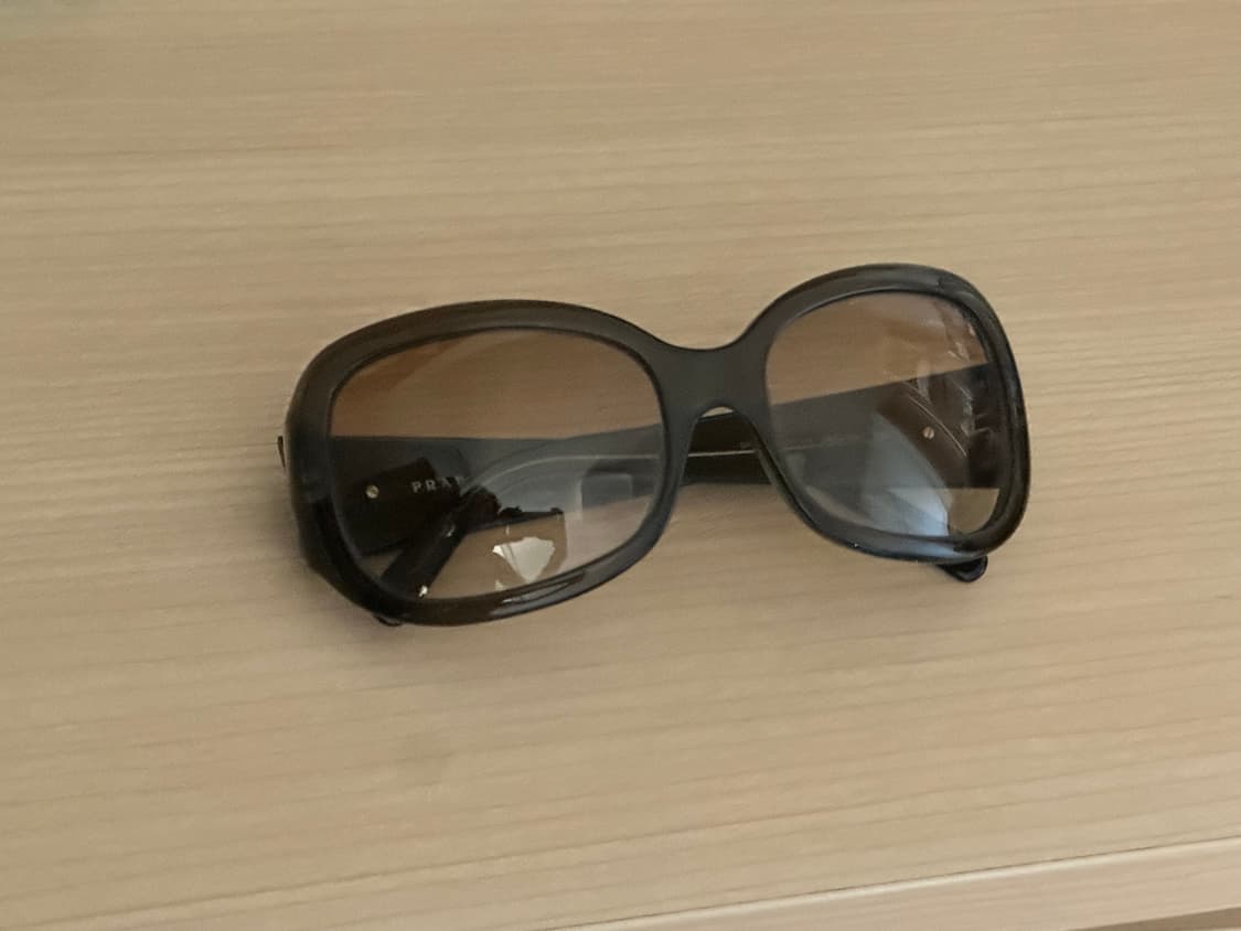 (핀터깔) prada y2k 오벌 선글라스 상품이미지3