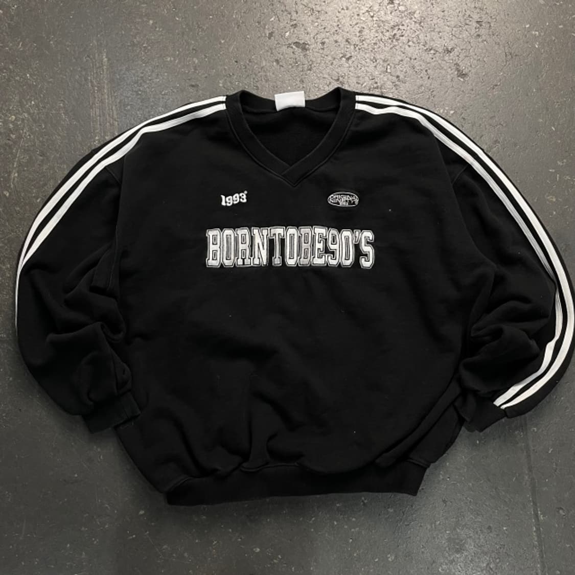 free 1993 스튜디오 맨투맨 상품이미지1