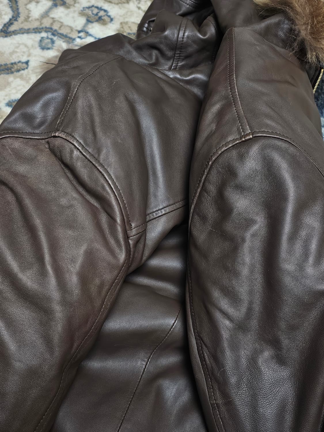 [XL] BAPE 00s 퍼 레더 다운자켓 상품이미지10