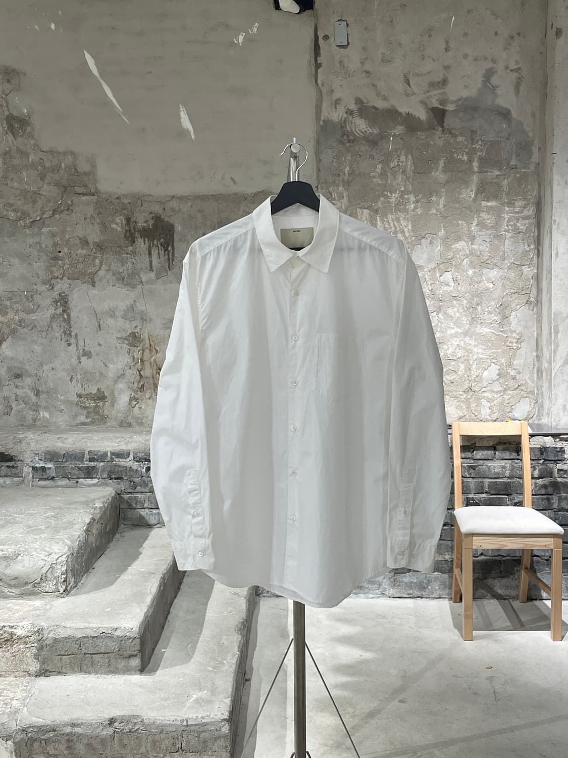 포터리 화이트 슈퍼리오 아이코닉 커프스 오가닉 셔츠 상품이미지1