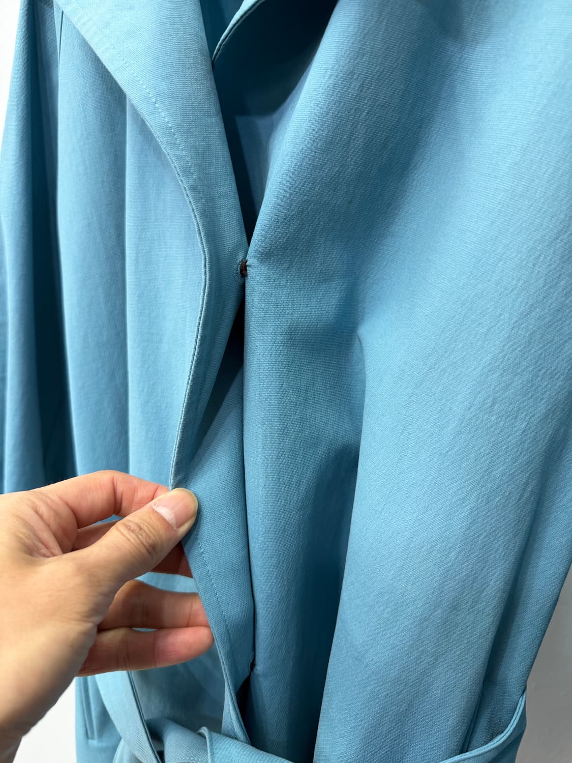 정품) LATT BY T 래트바이티 한섬 블루 트렌치 코트 82 상품이미지3