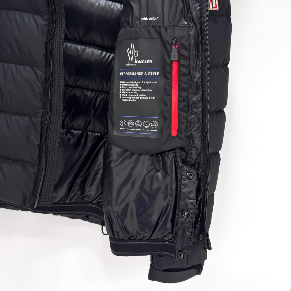 [3사이즈] 몽클레어 카무락 패딩 후드 점퍼 블랙 (1A50540) 상품이미지5