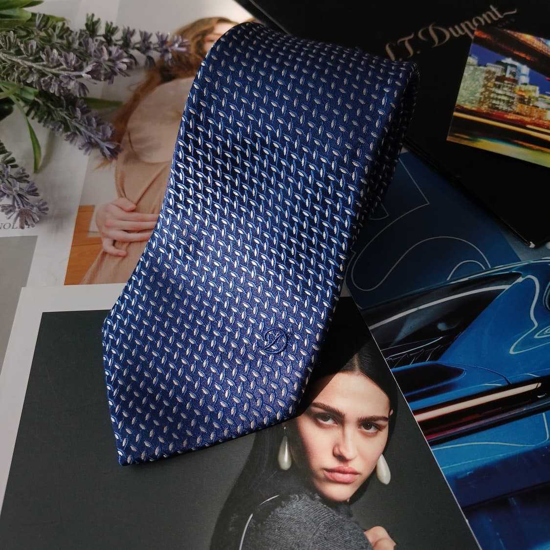 에스.티. 듀퐁 실크 블루 패턴 넥타이 8cm A+등급 A19788
 상품이미지4