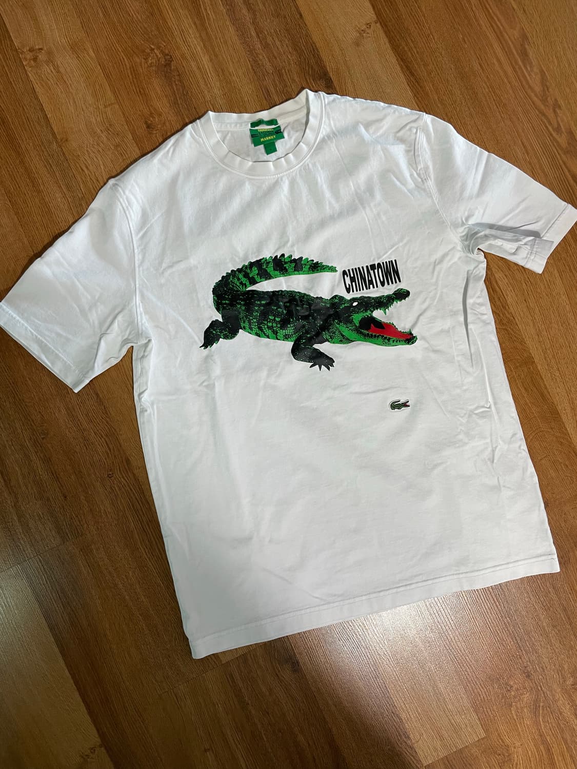라코스테 차이나타운 콜라보레이션 한정판 반팔 티셔츠 상품이미지1