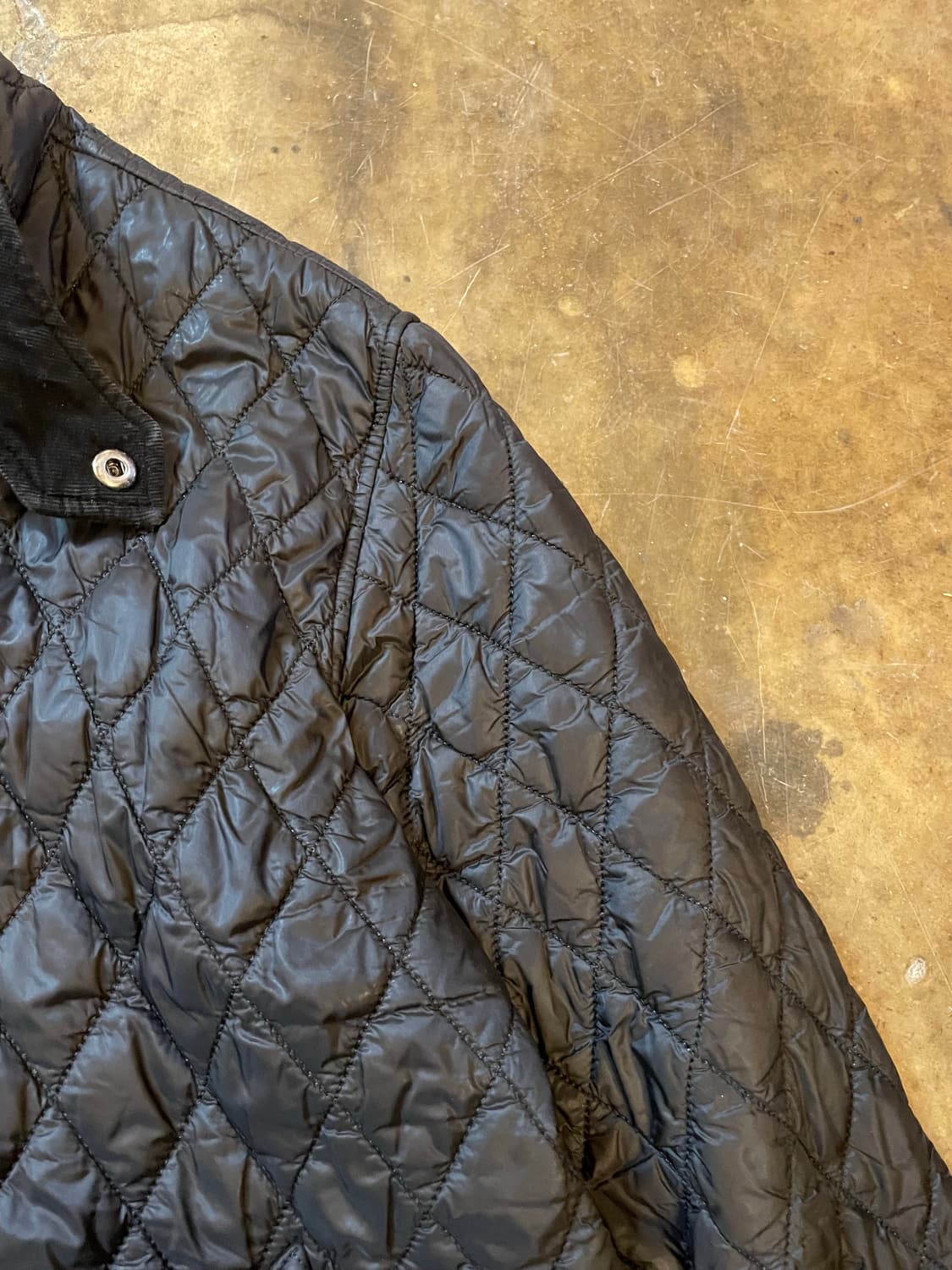 버버리 브릿 다이아몬드 퀄팅 자켓 상품이미지3