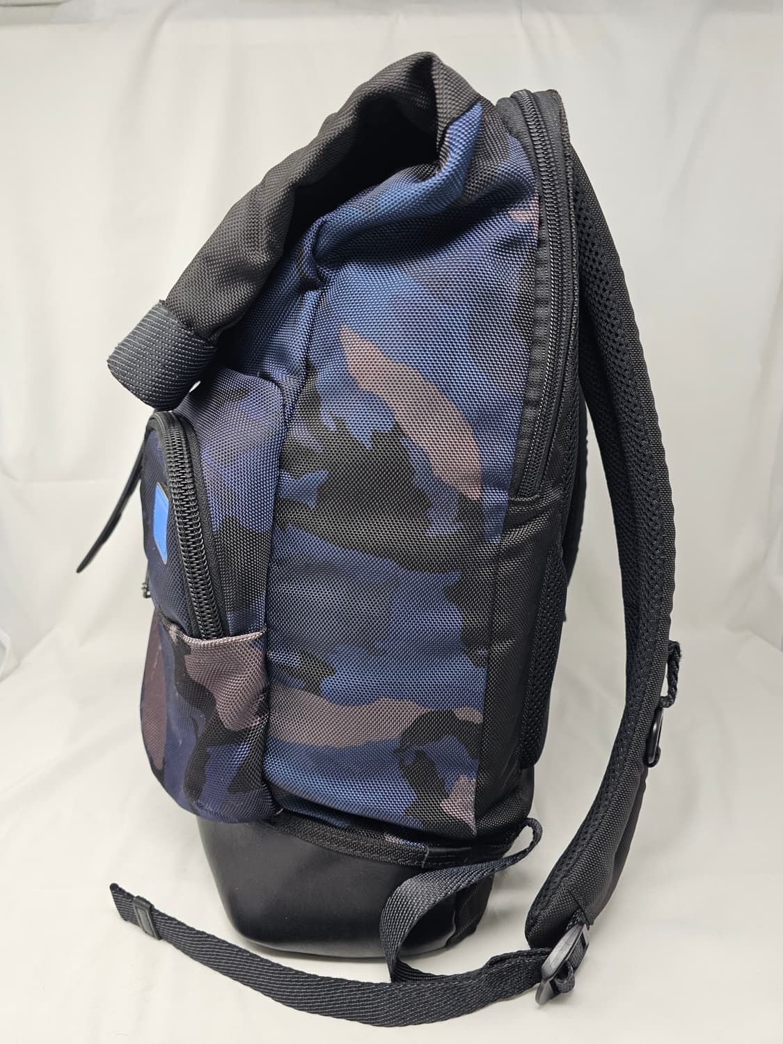 정품 투미 TUMI 롤탑 백팩 블루 카모 상품이미지4