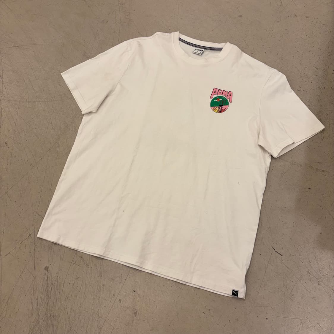 푸마 빅로고 그래픽 반팔티 상품이미지2