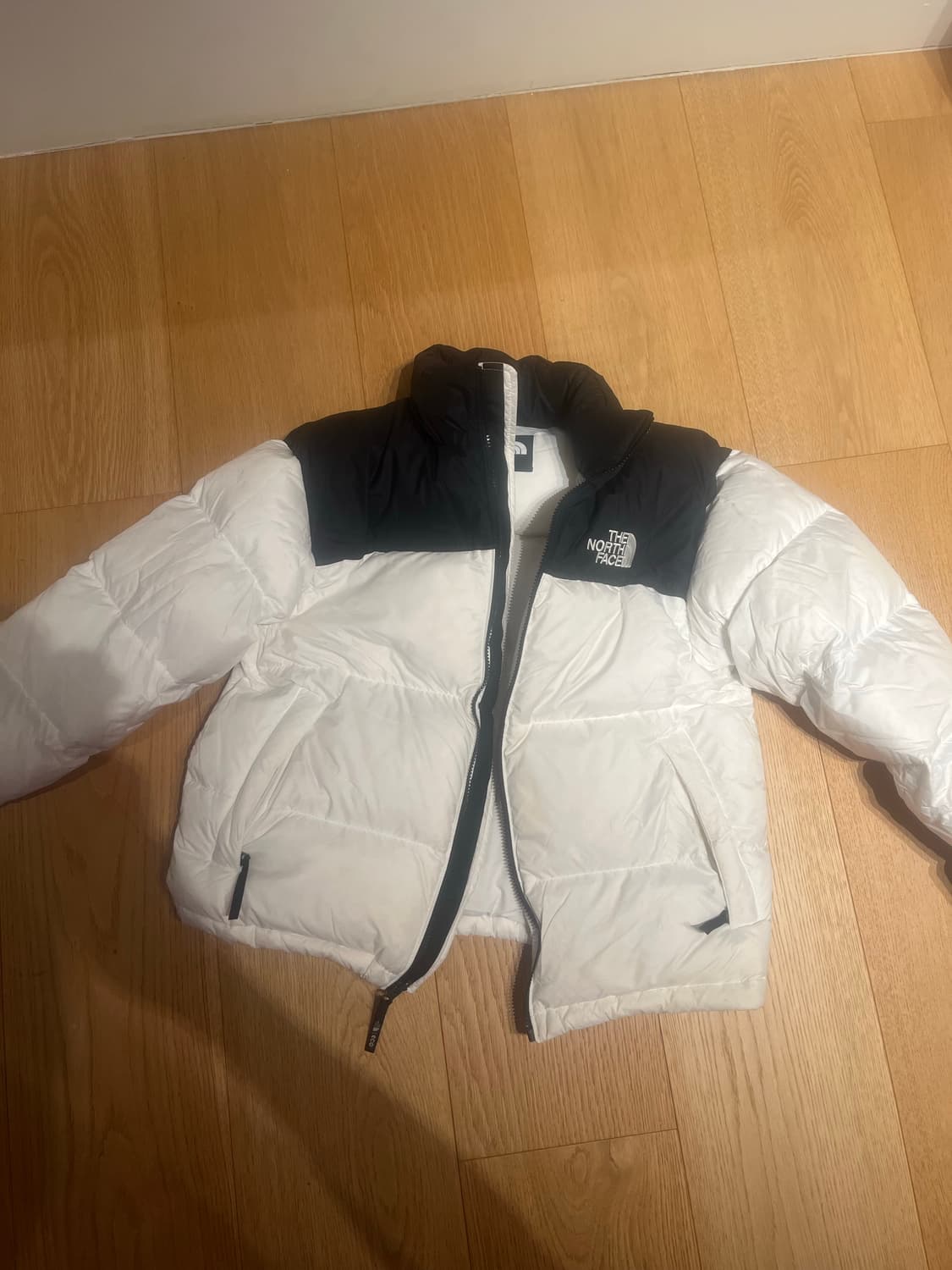 노스페이스 눕시 화이트 상품이미지3