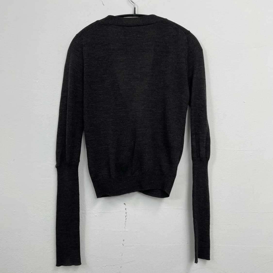 클럽모나코 차콜 메리노울 버튼업 크롭 가디건  XS 상품이미지10