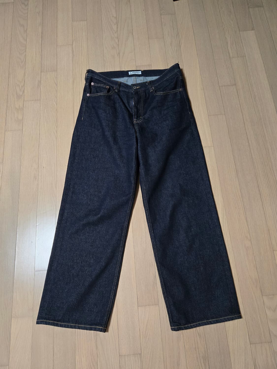 일꼬르소 다크 네이비 색상 와이드 데님 L사이즈 상품이미지1