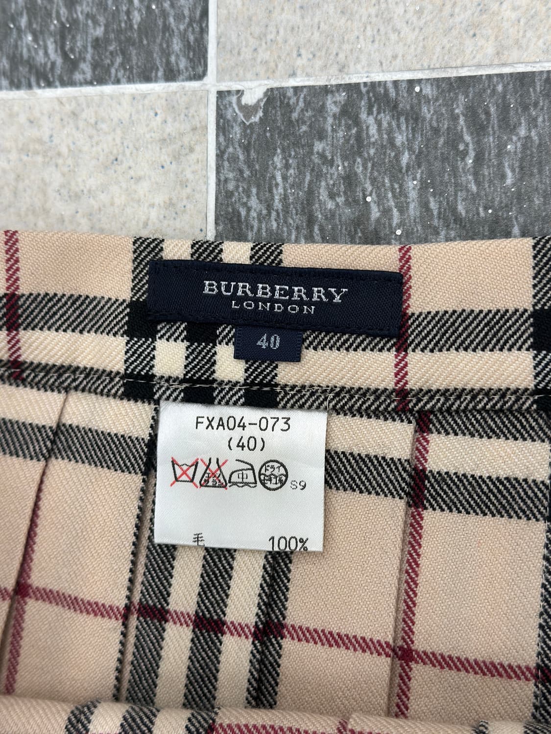 버버리 체크 버클 미디 스커트 상품이미지4