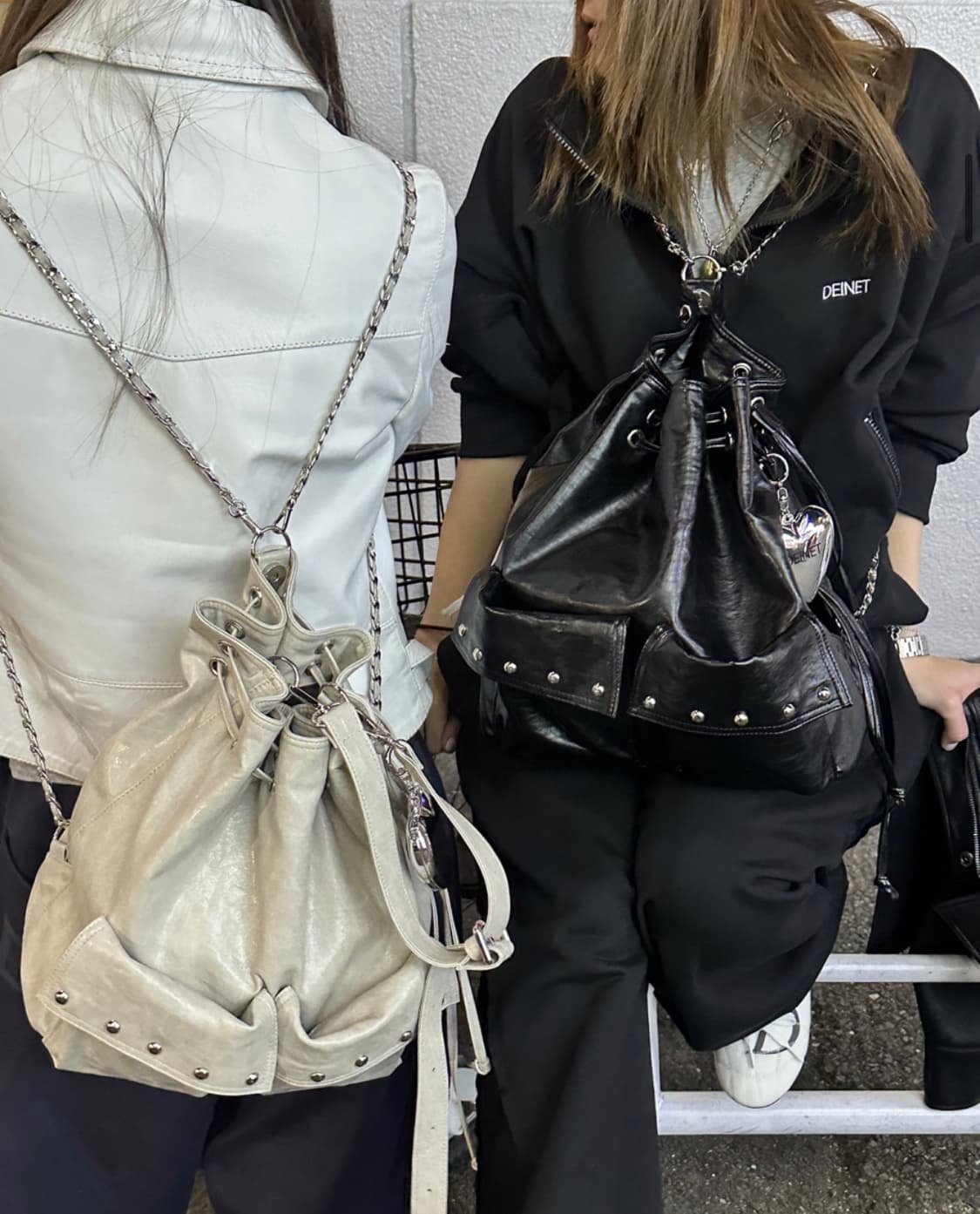 DEINET 5-WAY STUD POCKET MULTI BAG BEIGE 상품이미지4