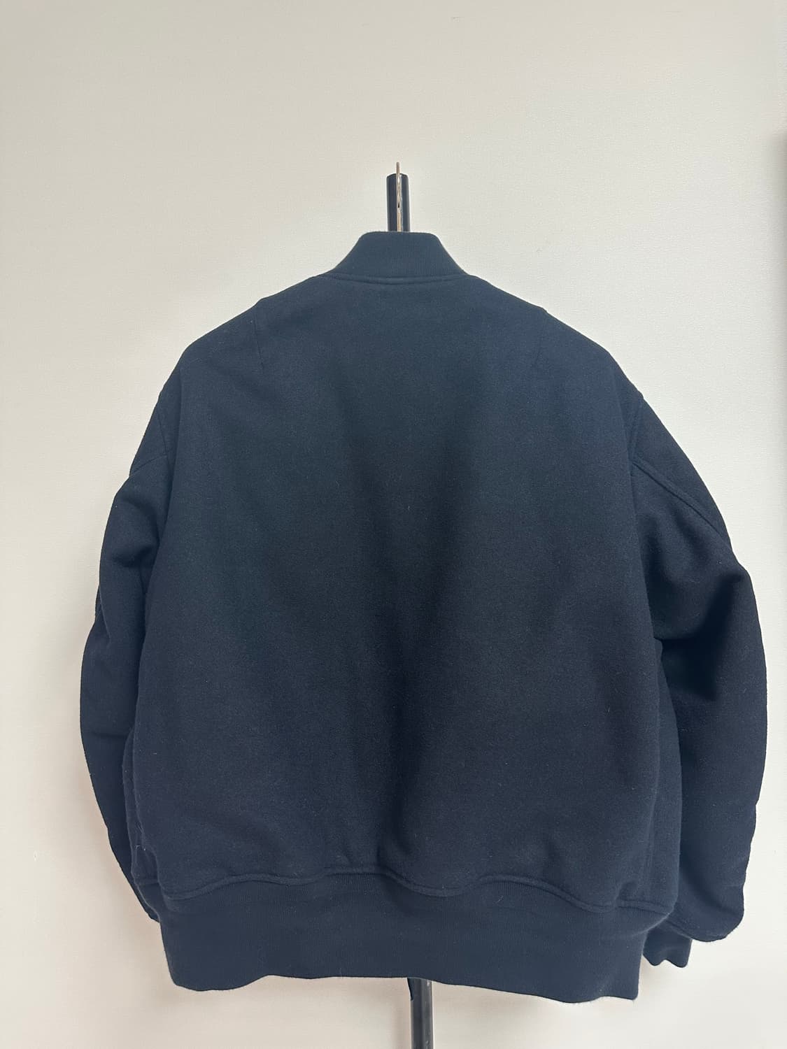 유니클로 x 엔지니어드 가먼츠 퍼프테크 숏 블루종 상품이미지2