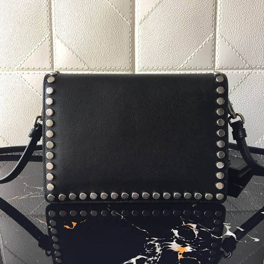 [정품$] 프라다 레더 스카이 폰트 스터드 크로스백 상품이미지4