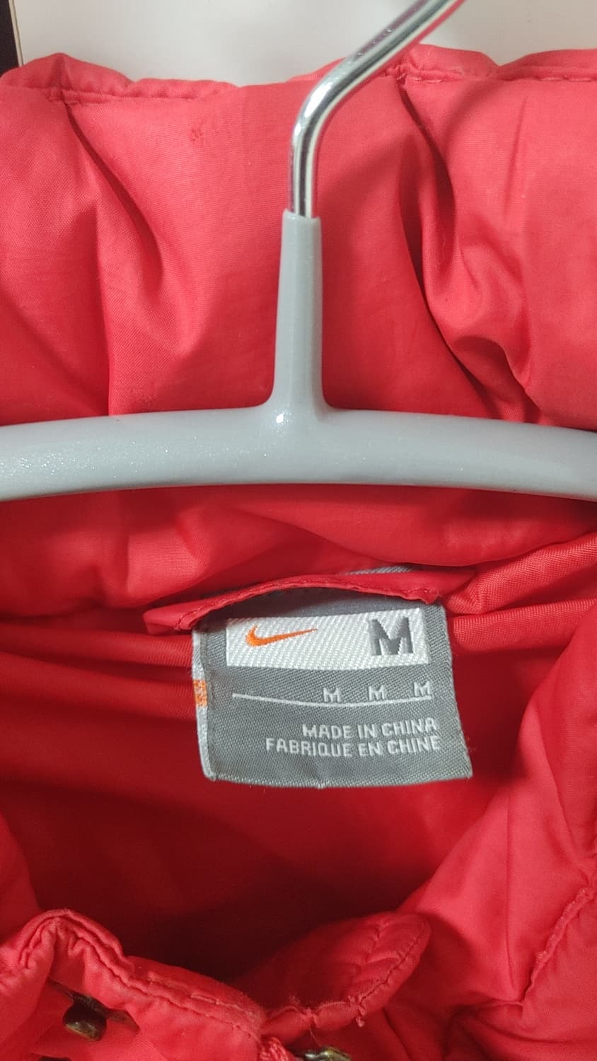 00s 나이키 맨유 AIG 레드 패딩 자켓 M 상품이미지3