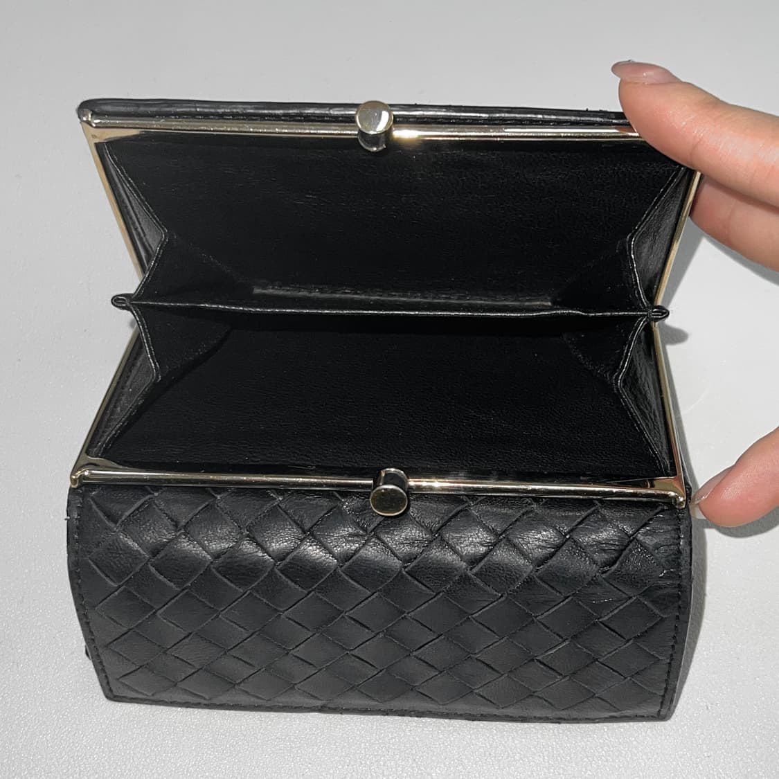 [정품] 보테가베네타 반지갑 팝니다 / 명품 중지갑 카드지갑 남여공용 상품이미지4