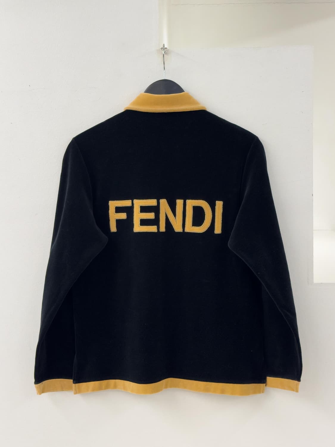 펜디 벨벳 집업 탑 상품이미지3