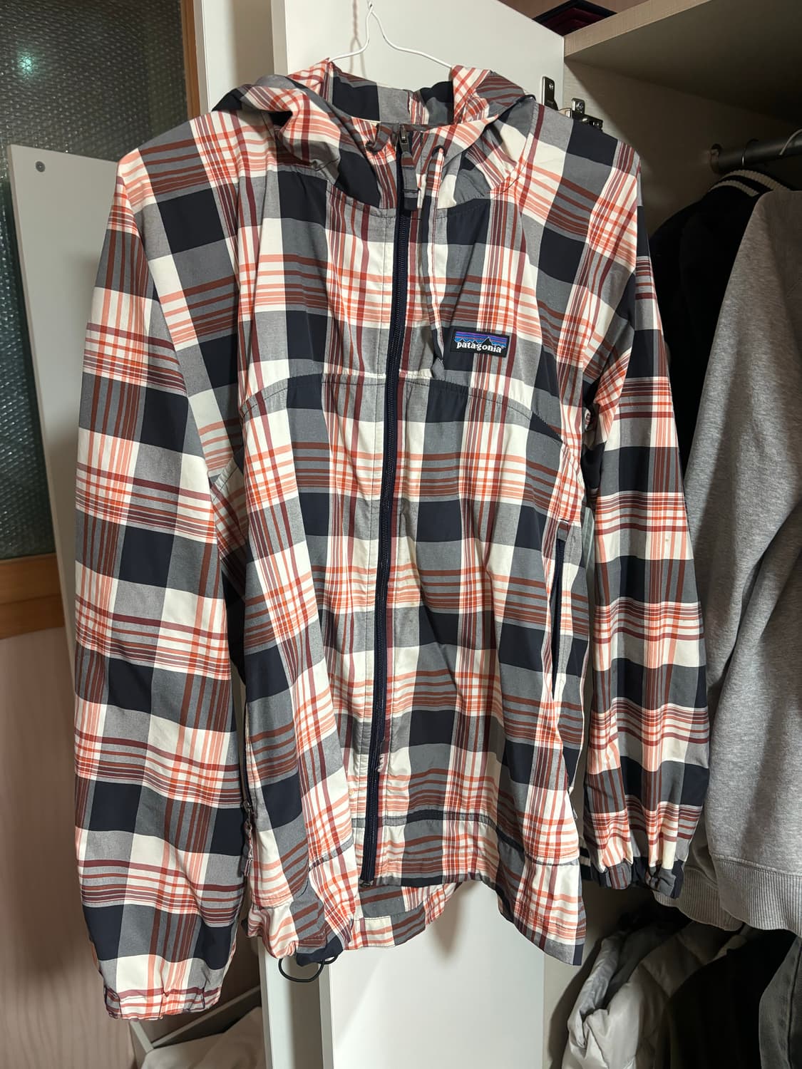 파타고니아 바람막이 상품이미지1