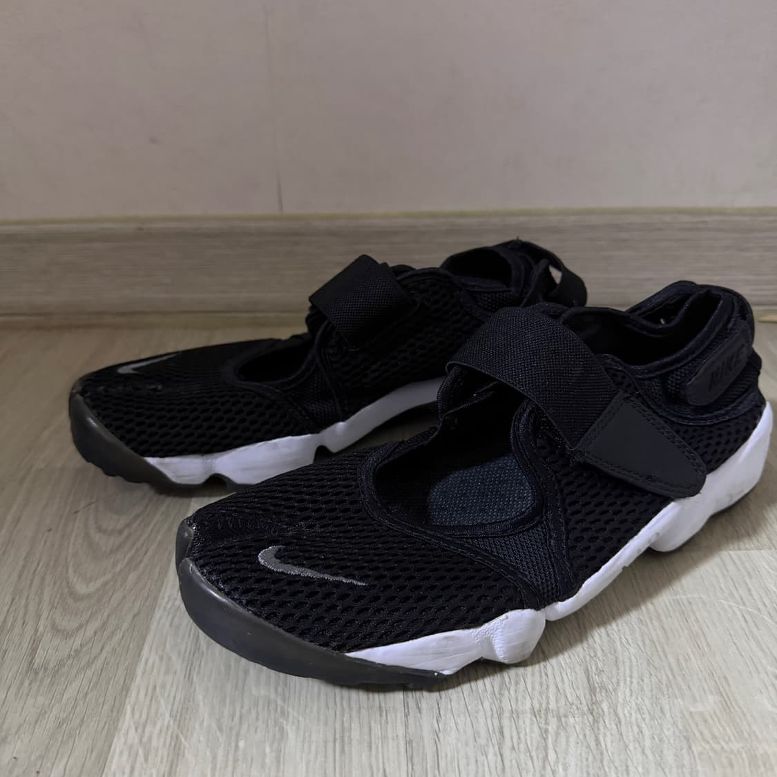 나이키 에어리프트 남성 스니커즈 270 상품이미지6