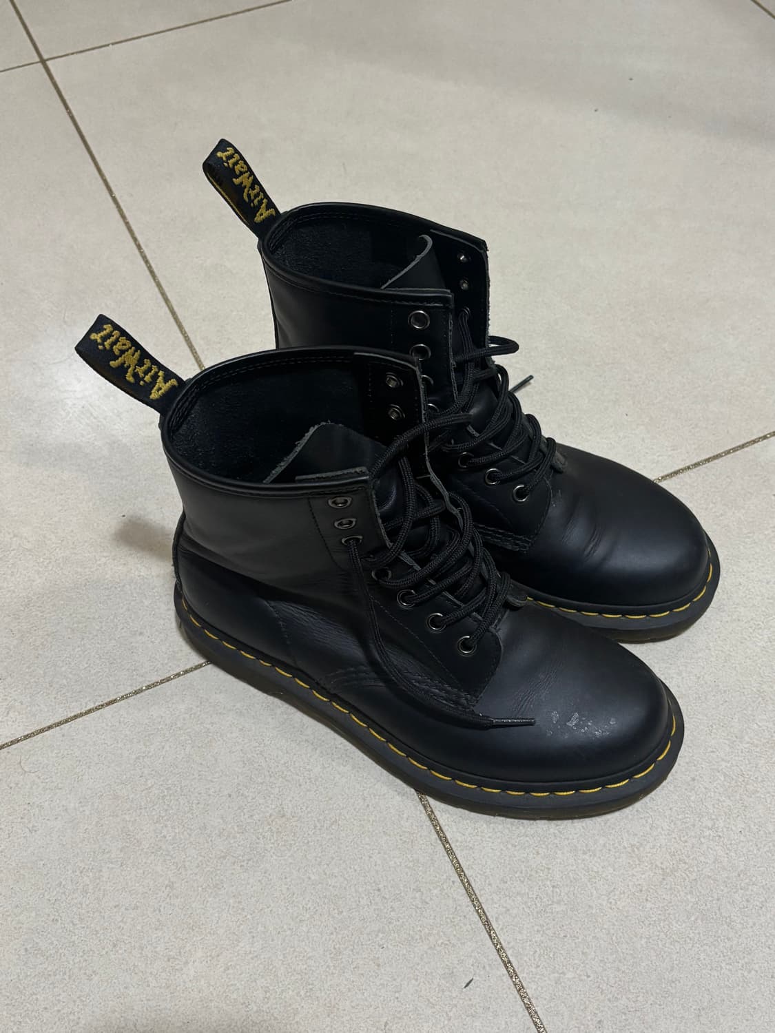 닥터마틴 1460 8홀 240 상품이미지1