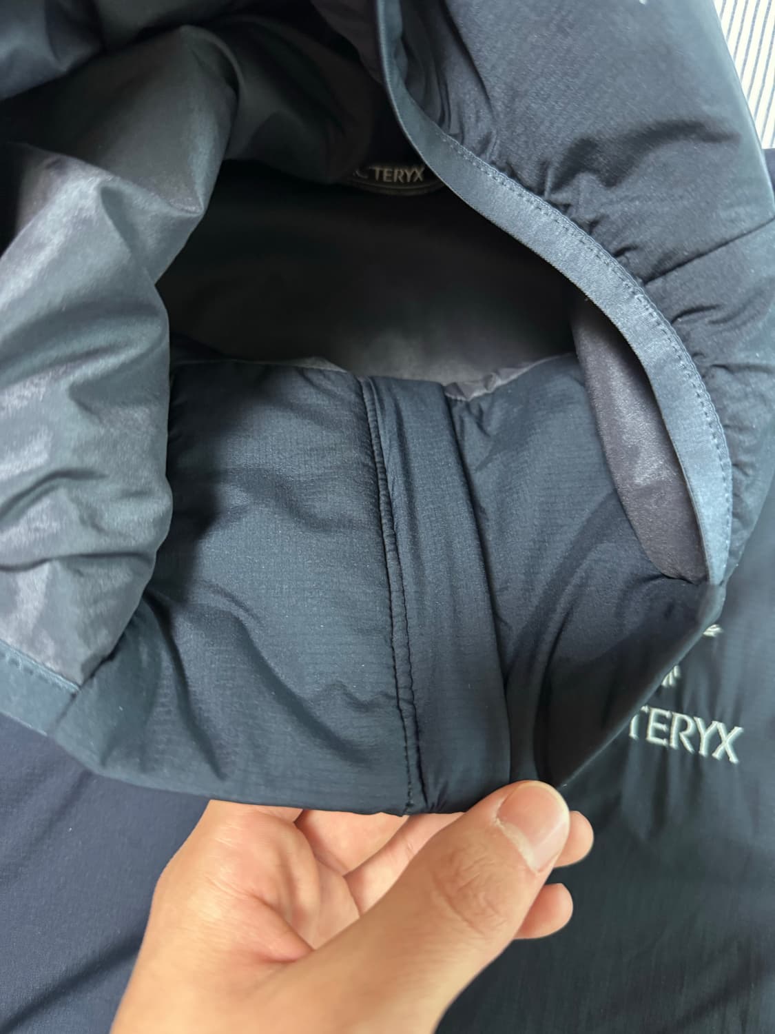 아크테릭스 아톰 LT 후디 킹피셔 상품이미지7