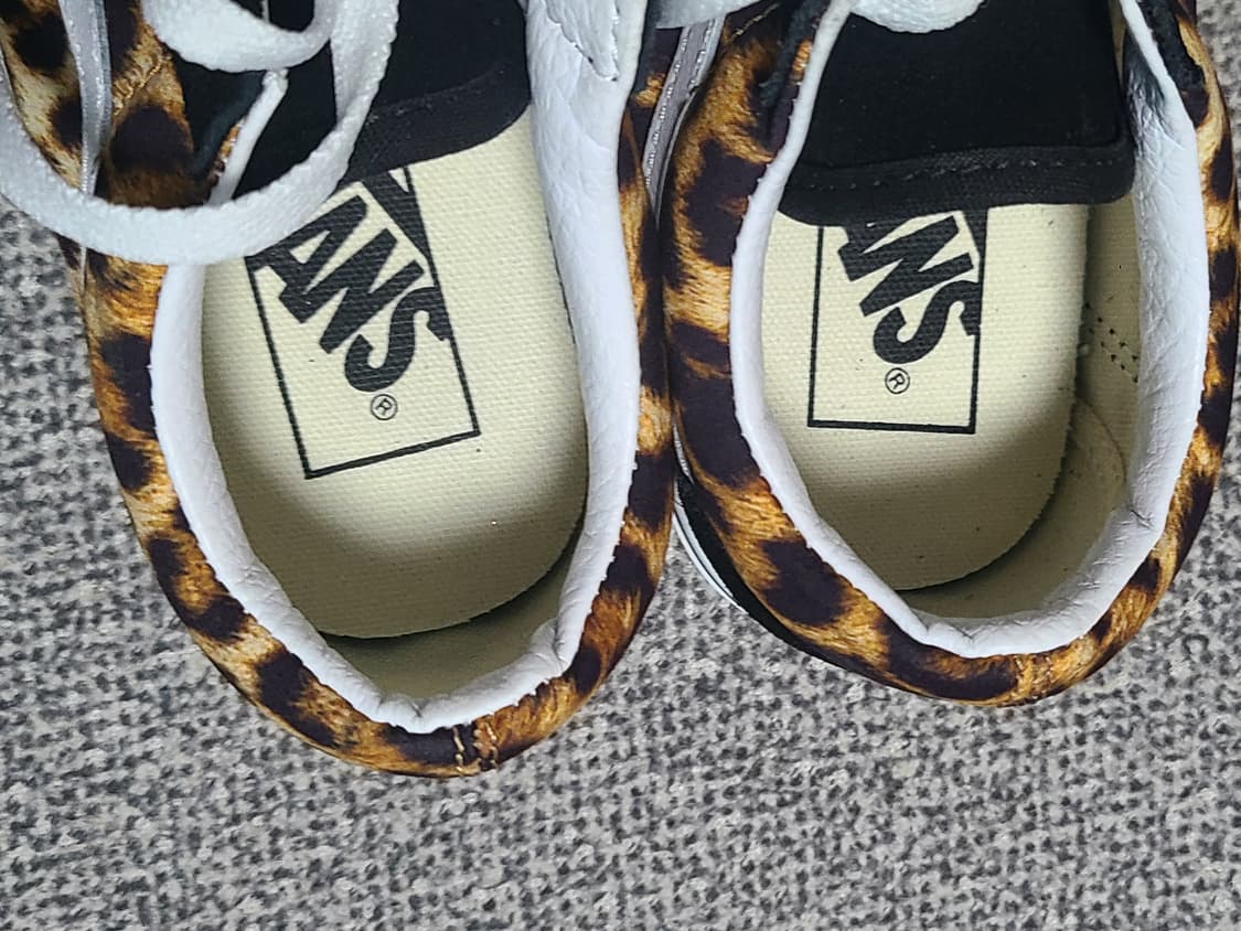 반스  해외판  레오파드 220mm  택만뗀 상태 상품이미지6