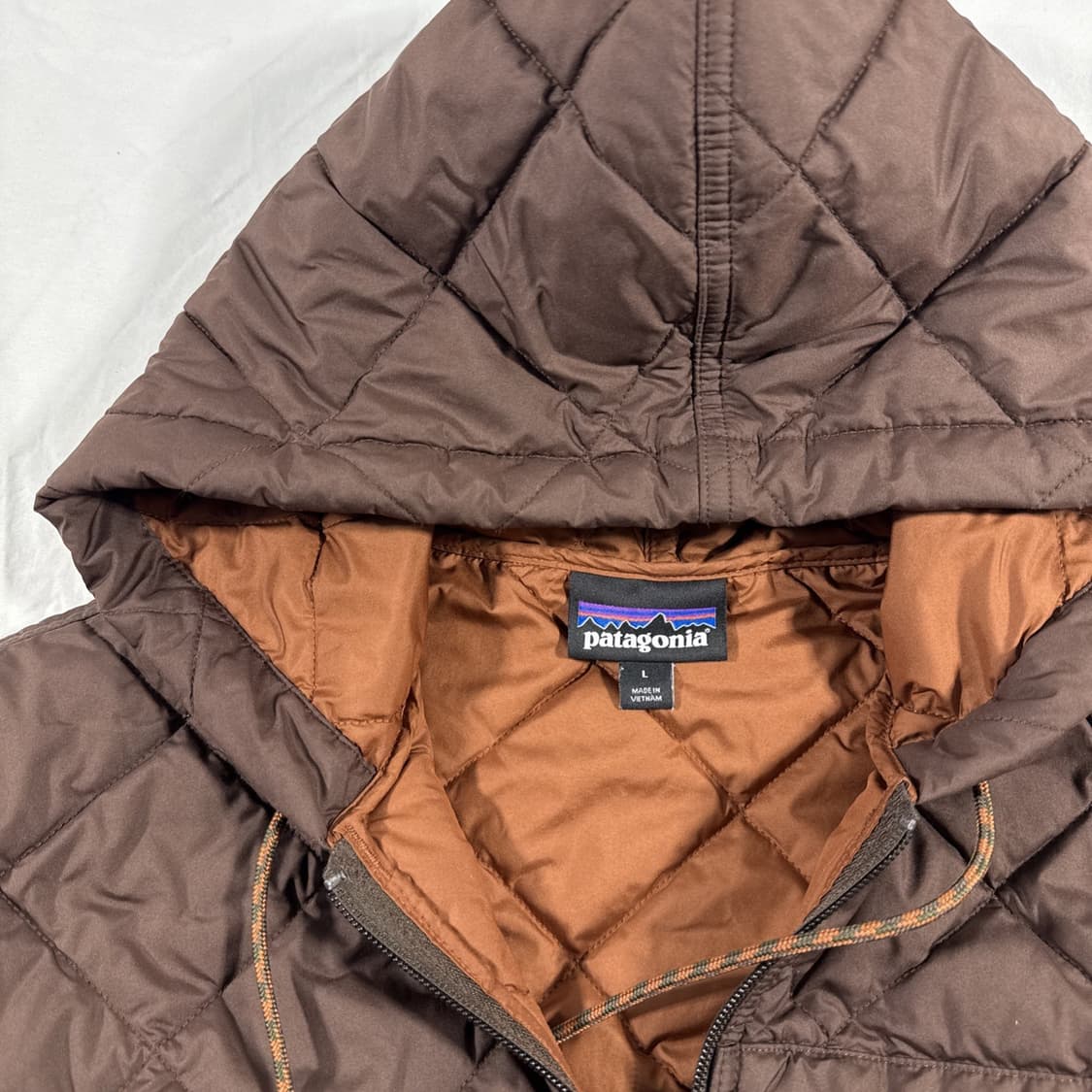 10s 파타고니아 다이아 퀼팅 풀집 후디 경량패딩 브라운 상품이미지2