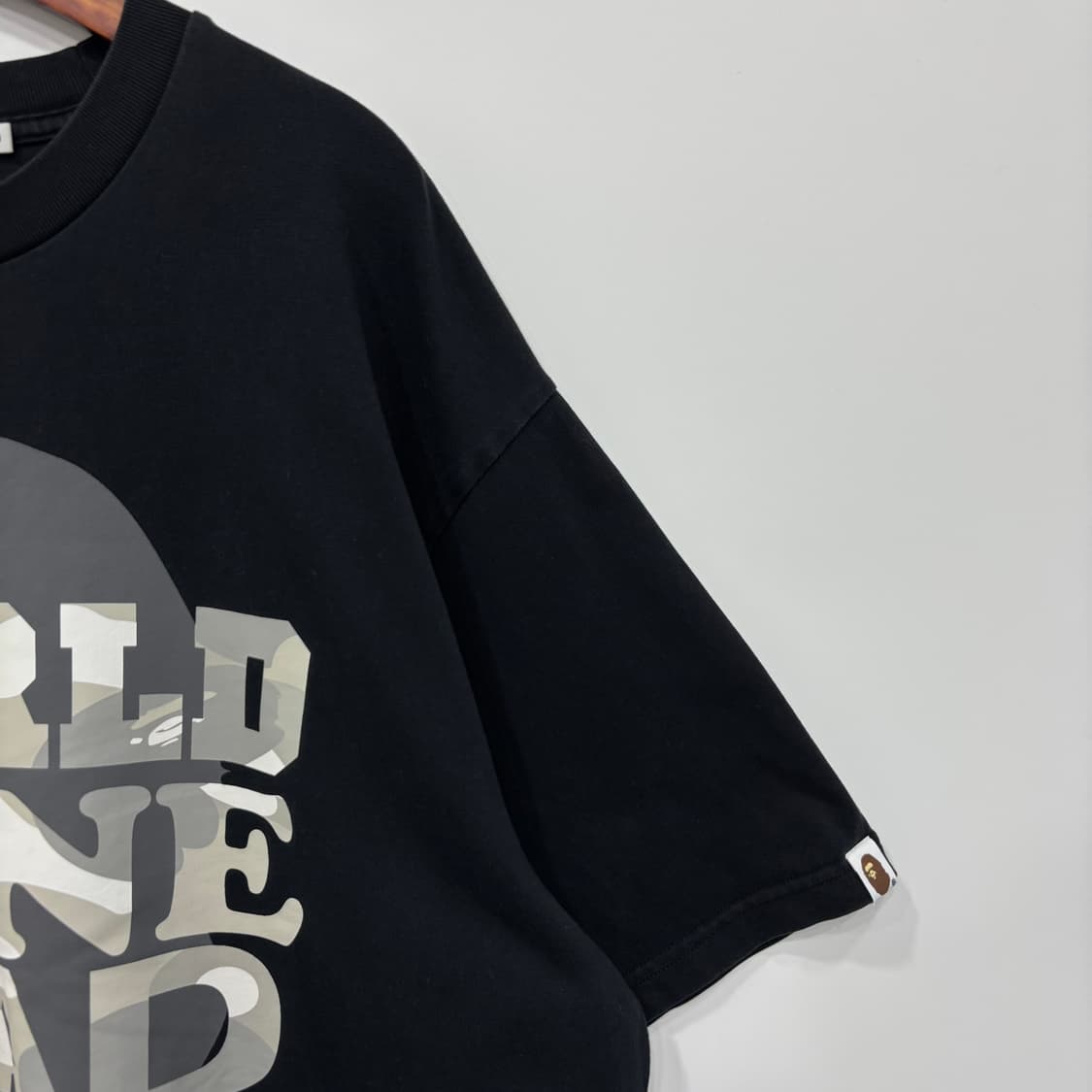 BAPE 월드곤매드 반팔티Xl 상품이미지4