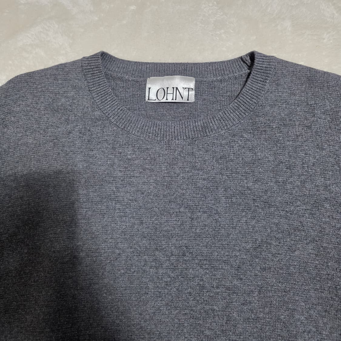 (L)론트 라운드넥 니트  상품이미지2