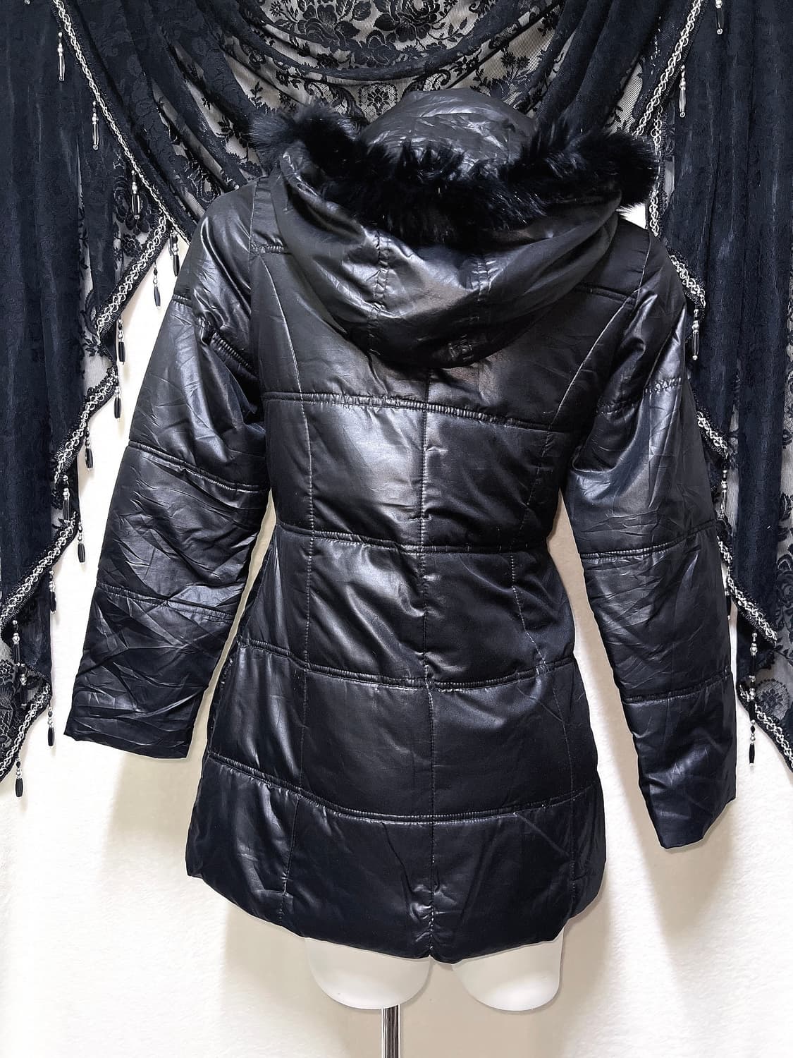 세실맥비 퍼후드 경량패딩 점퍼 자켓 오네갸루 고스펑크 고딕 시부야 00s 상품이미지6