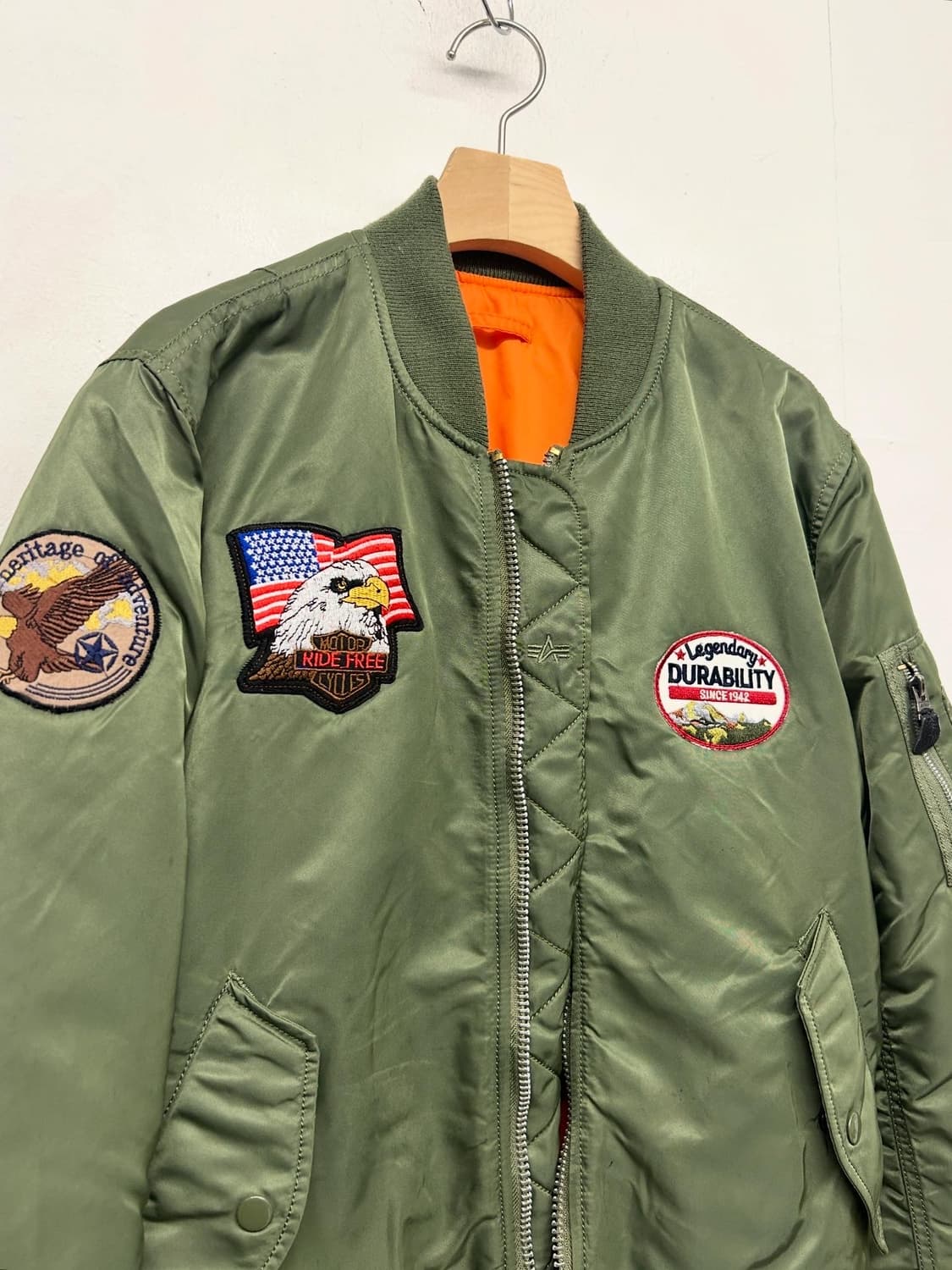 알파인더스트리 패치 MA-1 항공 점퍼 카키 상품이미지2