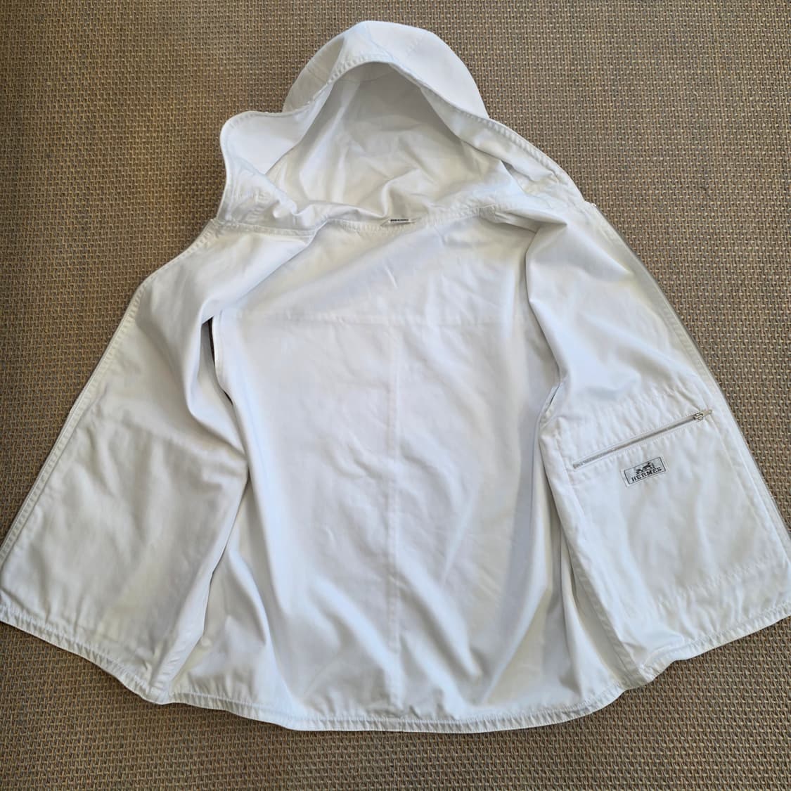 HERMES 에르메스 프랑스 최상급 테크원단 후드 베스트 상품이미지8