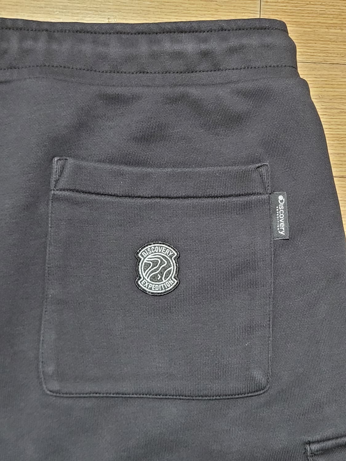 디스커버리 카고 트레이닝복하의

 상품이미지7