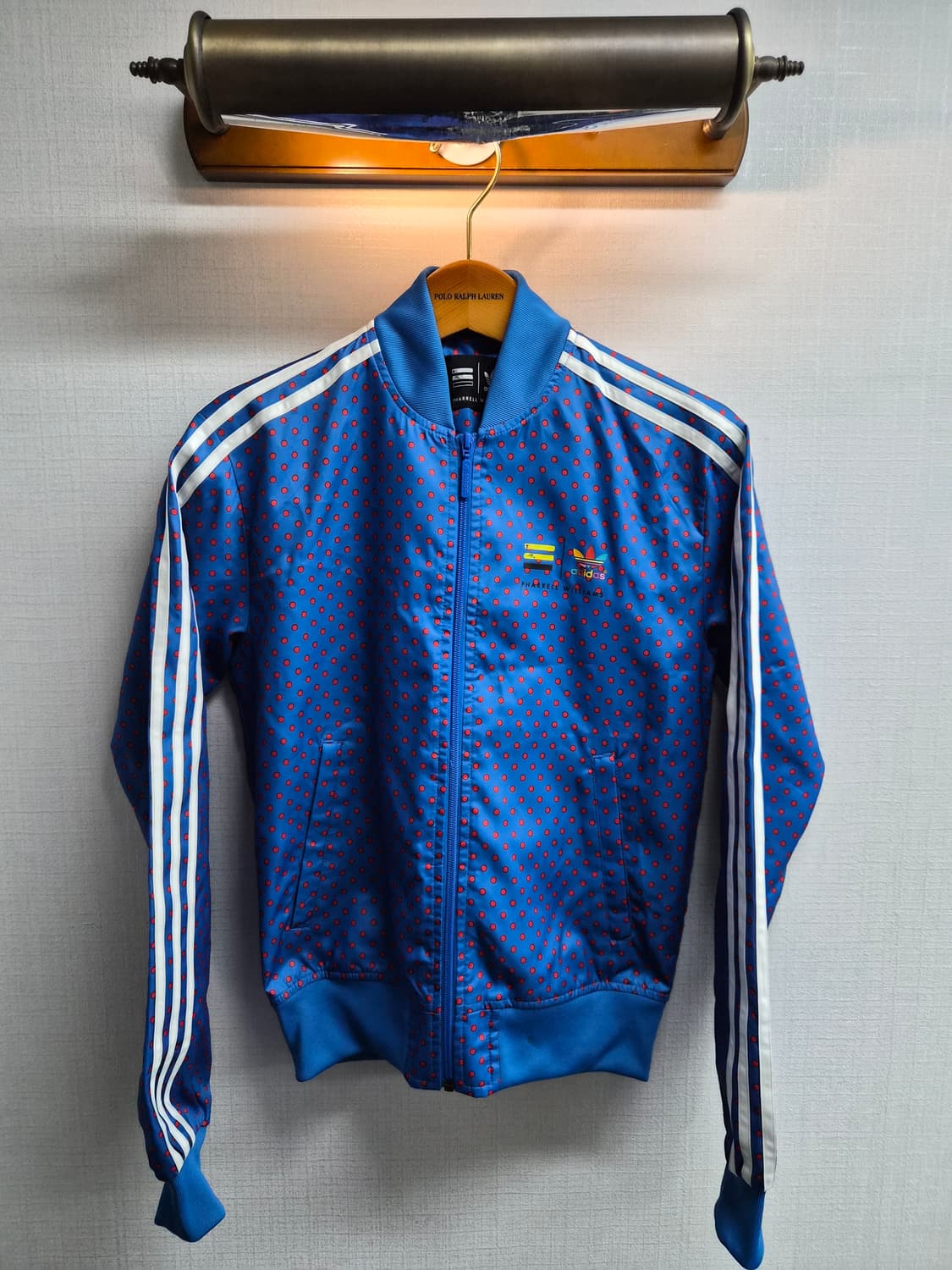 XS) 아디다스 x 퍼렐 윌리엄스 도트 트랙탑 져지 팝니다 상품이미지1