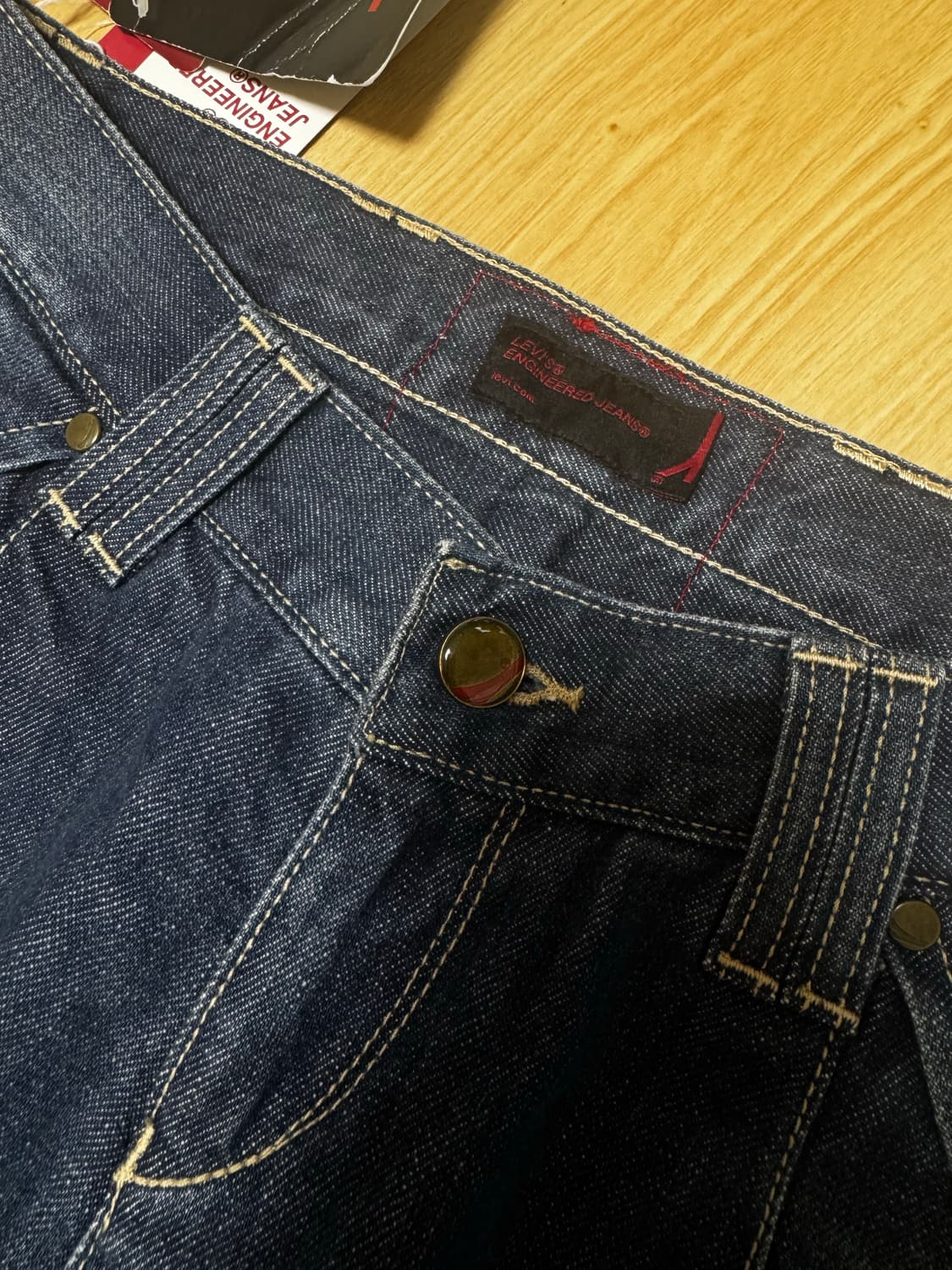 리바이스 엔지니어드진 로우라이즈 부츠컷 상품이미지4