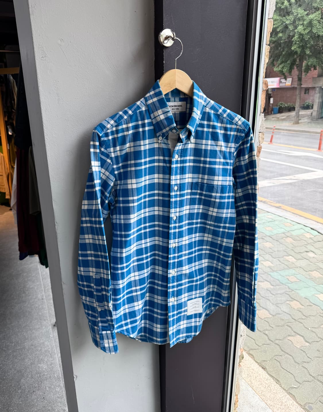 1/ 톰브라운 3선 이정재 체크셔츠 상품이미지3