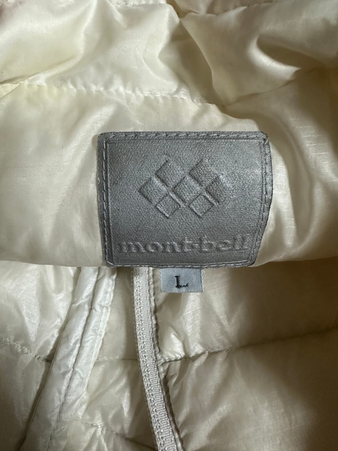 몽벨 ex1000 패딩 화이트 L 상품이미지6