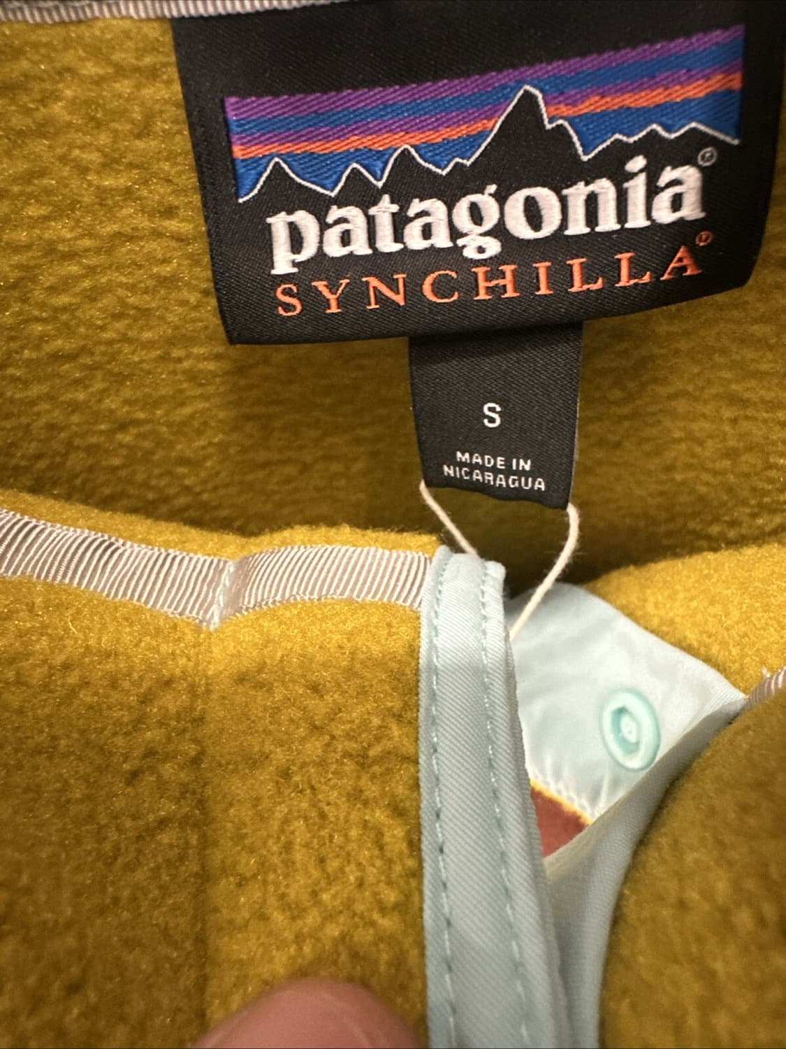 23FW 파타고니아 신칠라 스냅-T 옐로우/브라운 상품이미지3