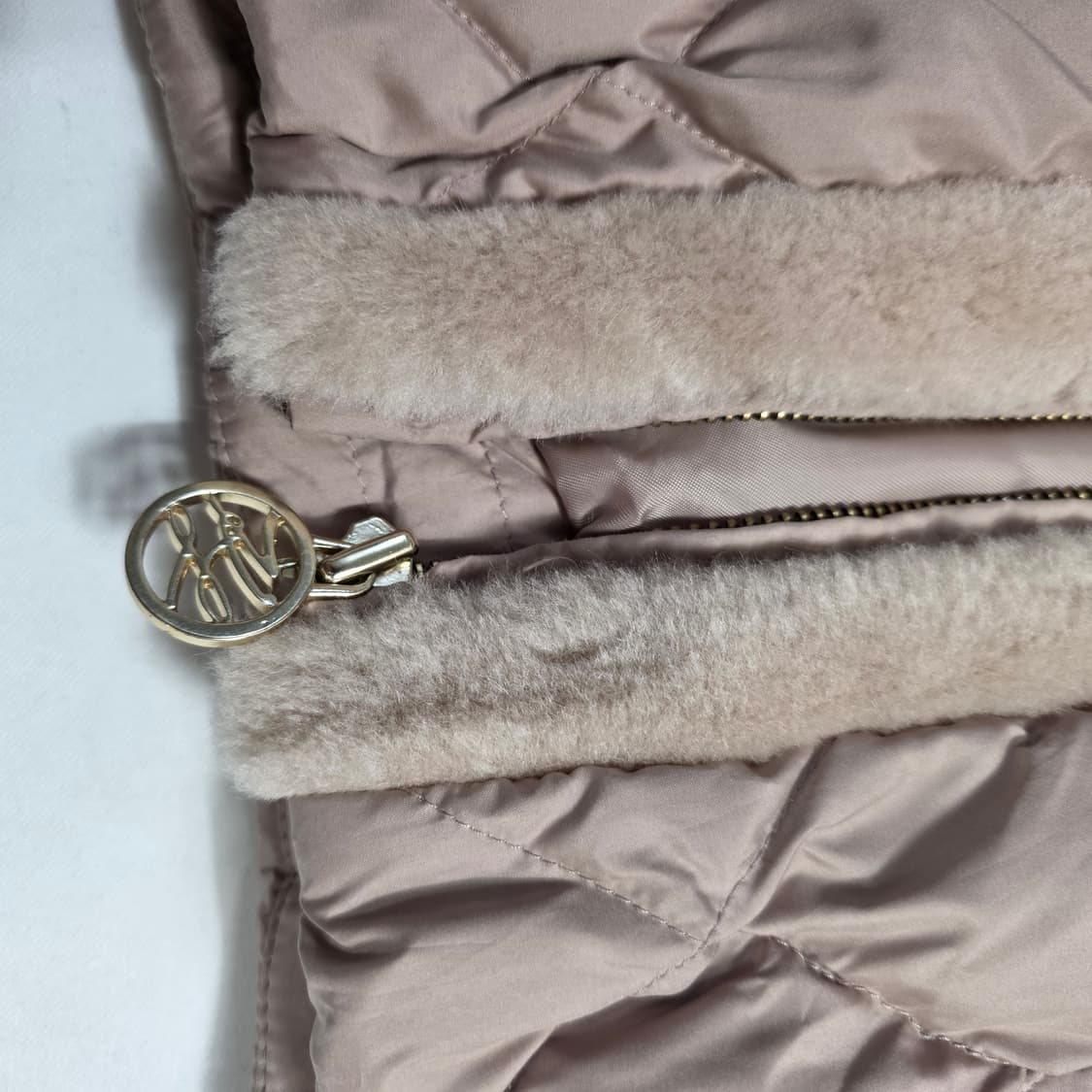 1643 칼라거펠트 폴란드 구스다운 퀼팅 자켓 88(100-165) 베이 상품이미지4