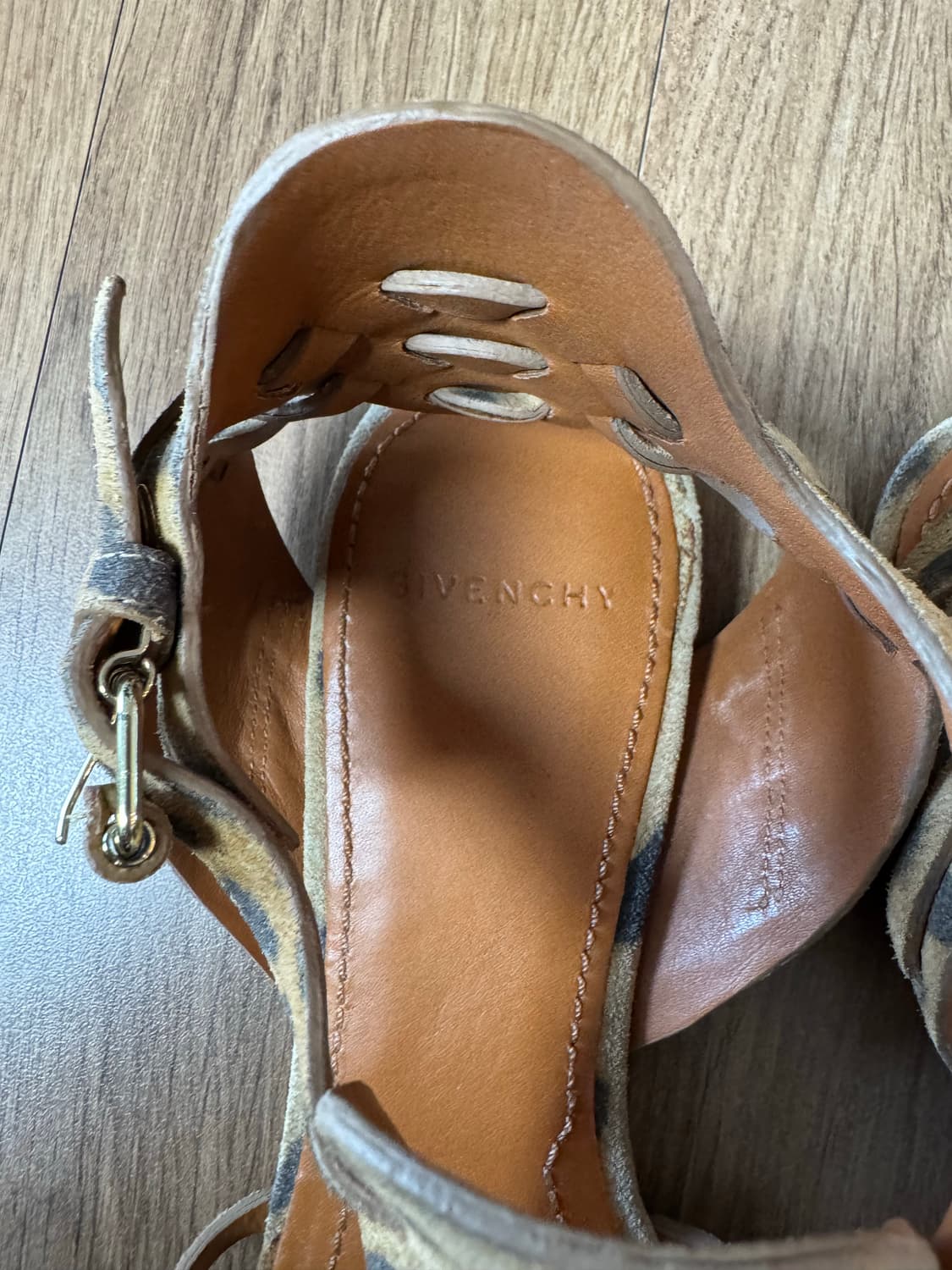 [GIVENCHY] 지방시 레오파드 샌들 245 상품이미지7