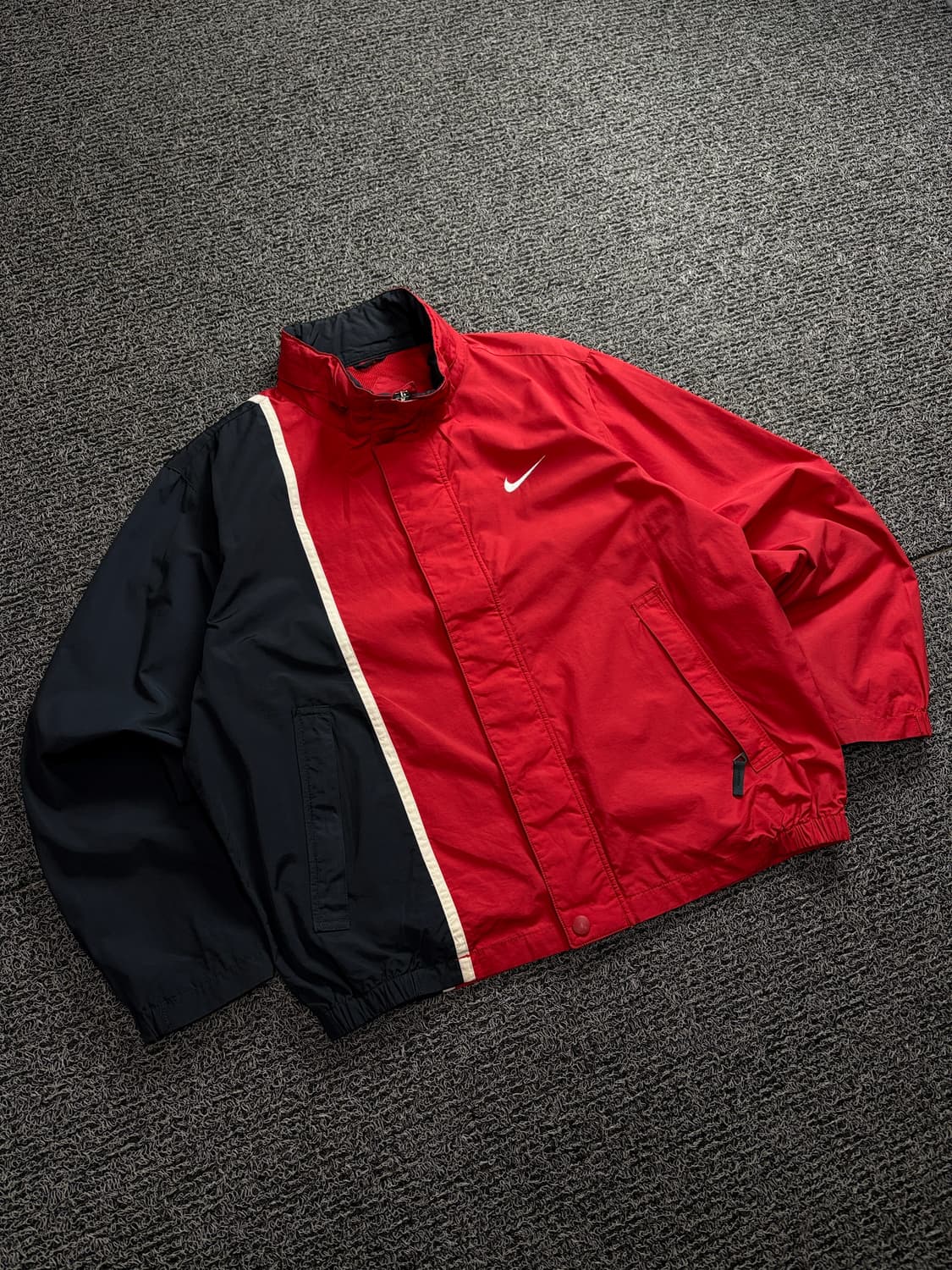 90s 나이키 스우시 올드스쿨 배색 박시핏 바람막이 1667 상품이미지1
