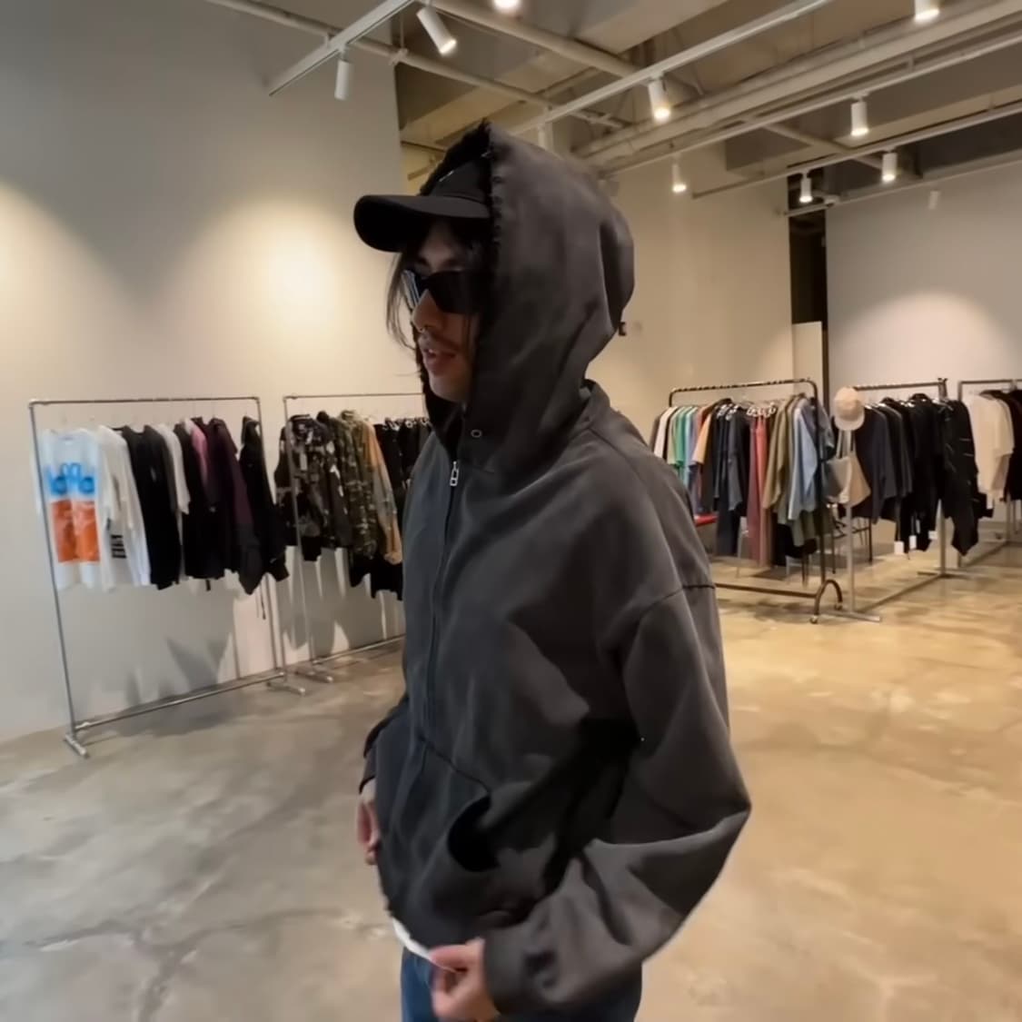 [2] 로스트 타운 서플라이 엔젤 후드 집업 상품이미지2