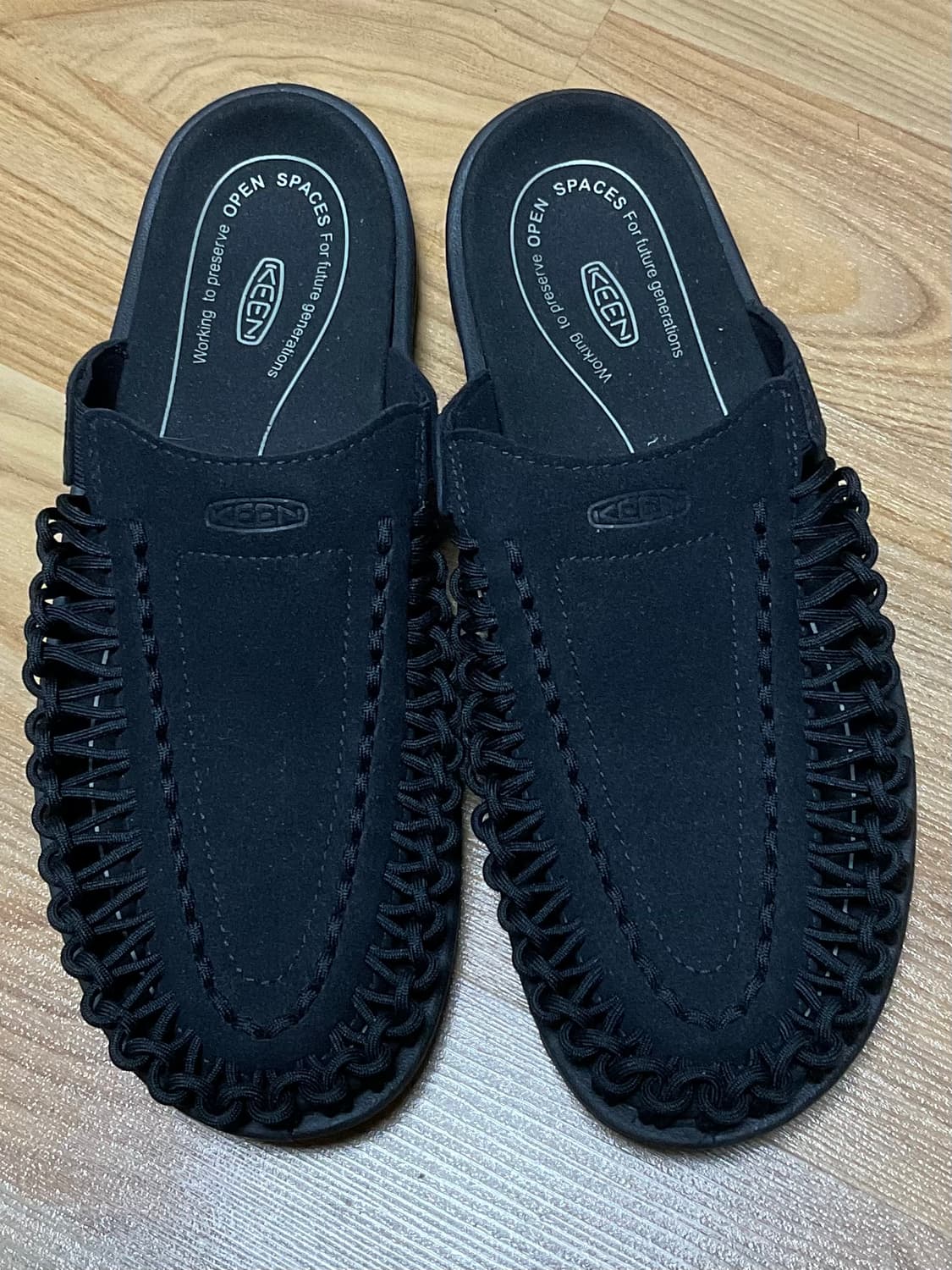 KEEN 슬리퍼 280 상품이미지1