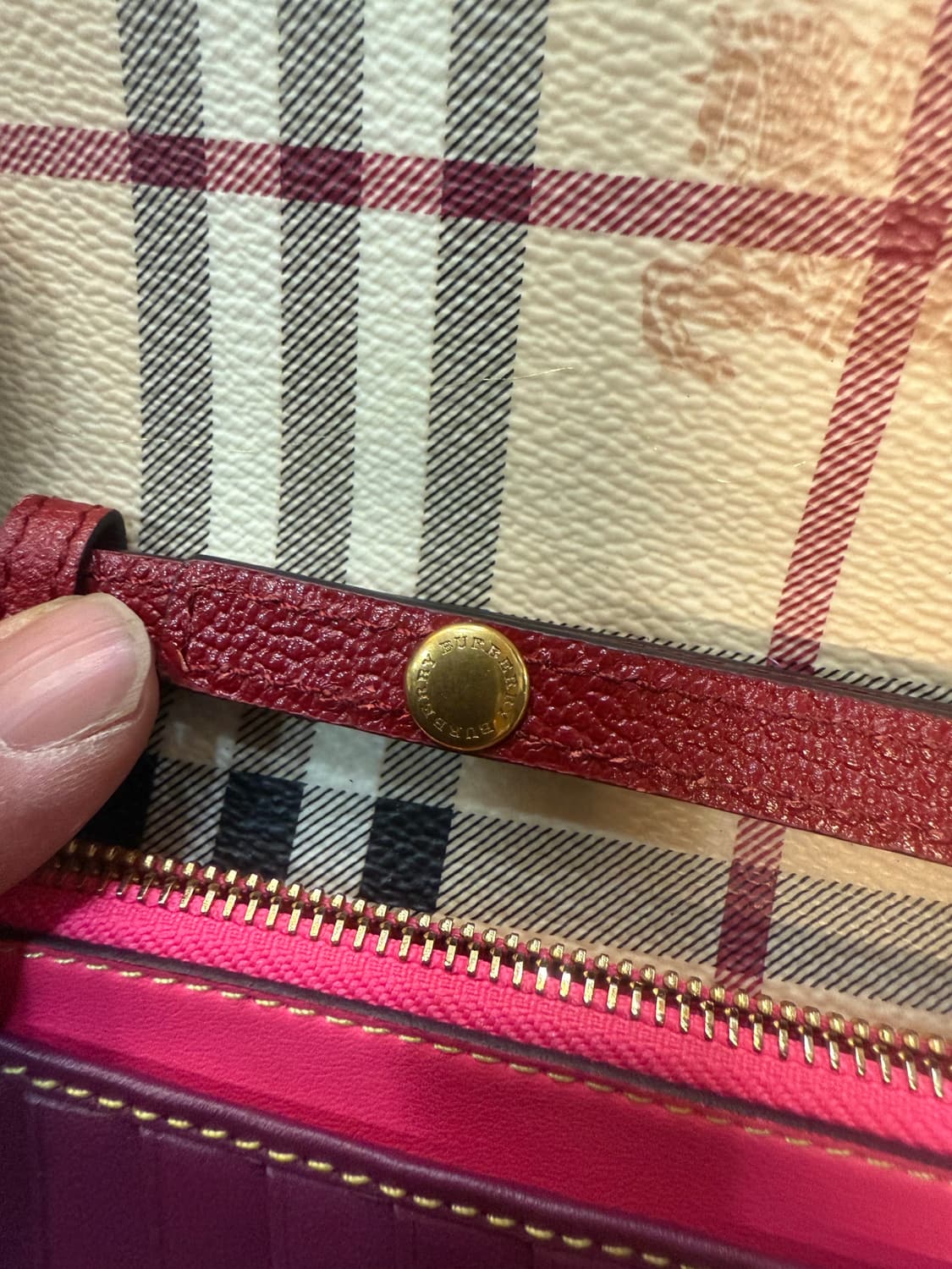 정품 버버리 파우치 체인 크로스백 팝니다 상품이미지8