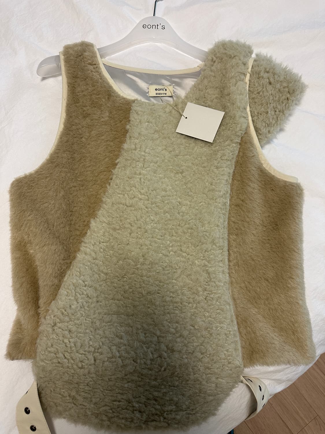 에옹쓰 무스탕 퍼 베스트  상품이미지1