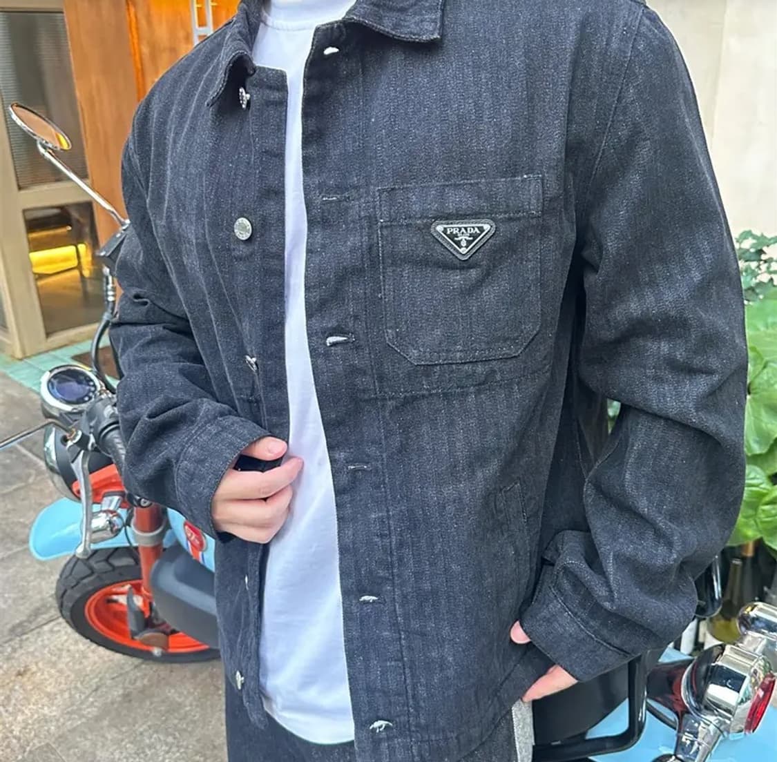 (A+/XL) / 프라다 삼각로고 샴브레이 블루종 봄버 데님 자켓 상품이미지8