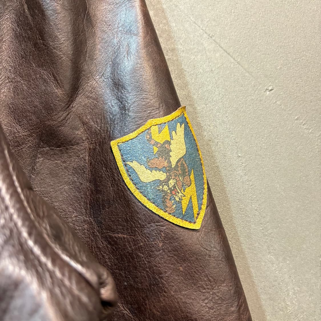 [L] VINTAGE 빈티지 A-2 가죽 자켓 상품이미지3